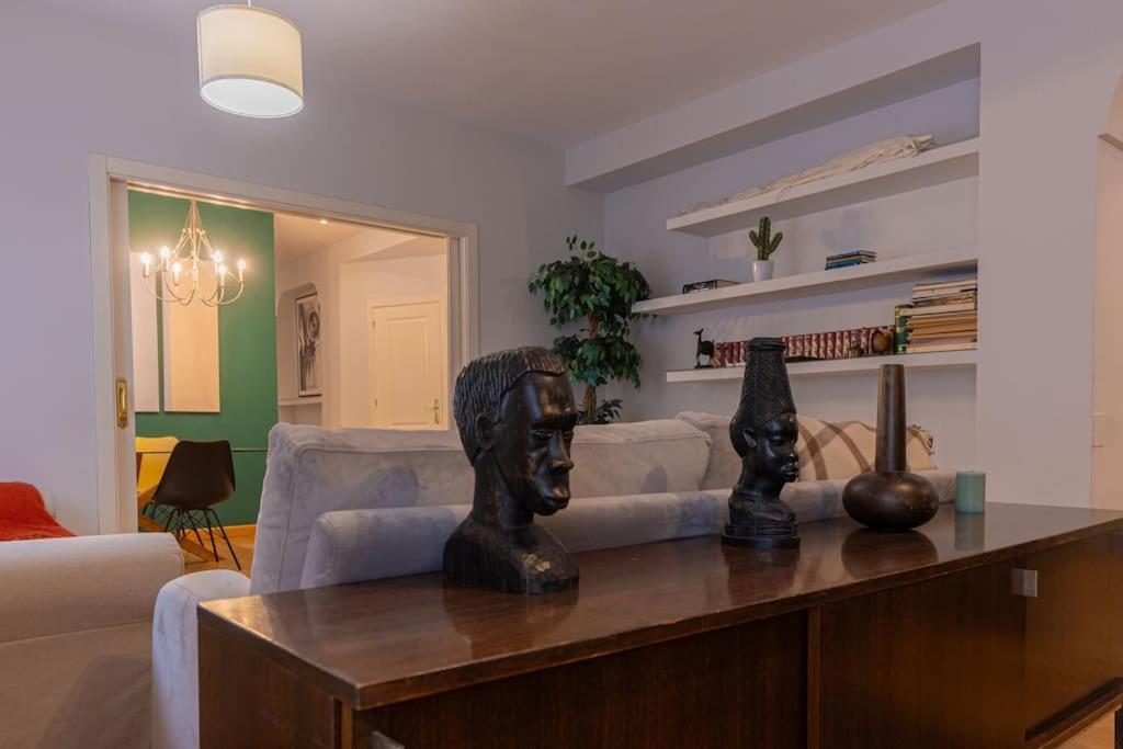 Apartment For Amplio Y Elegante En Paseo De La Habana Temporal Pdh52 Madrid