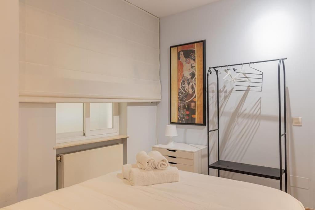 Apartment For Amplio Y Elegante En Paseo De La Habana Temporal Pdh52 Madrid
