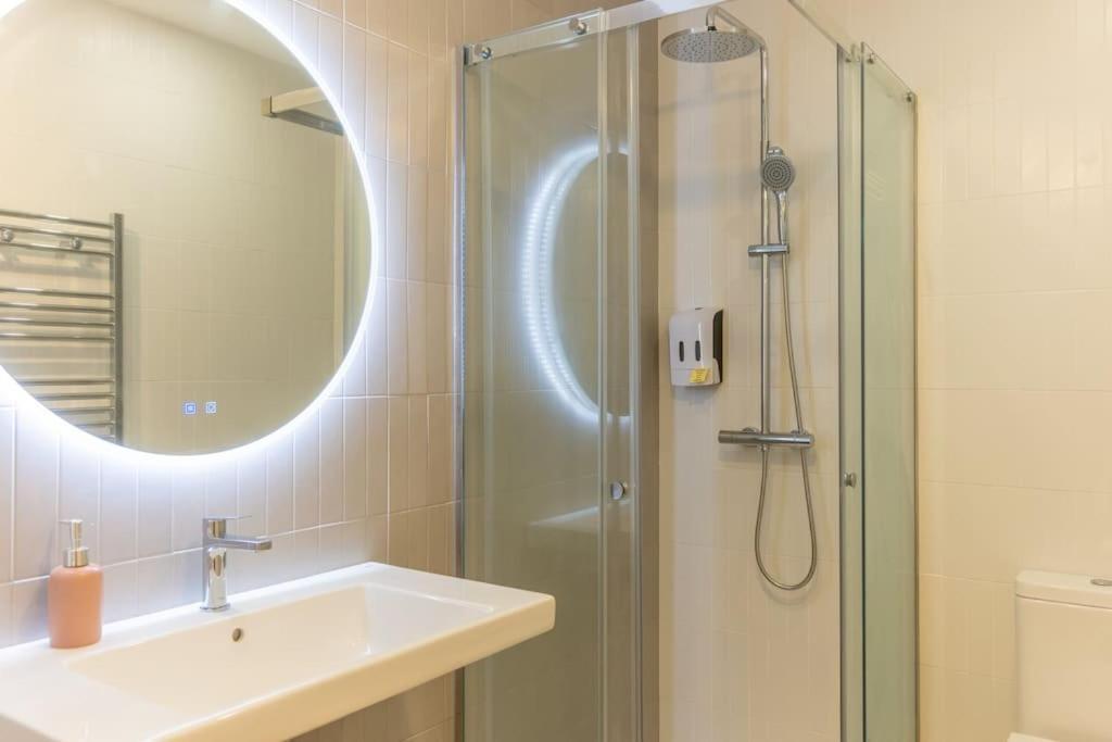 Apartment For Liria Un Espacio De Elegancia Y Confort En La Ciudad Temporal Del2913 Madrid