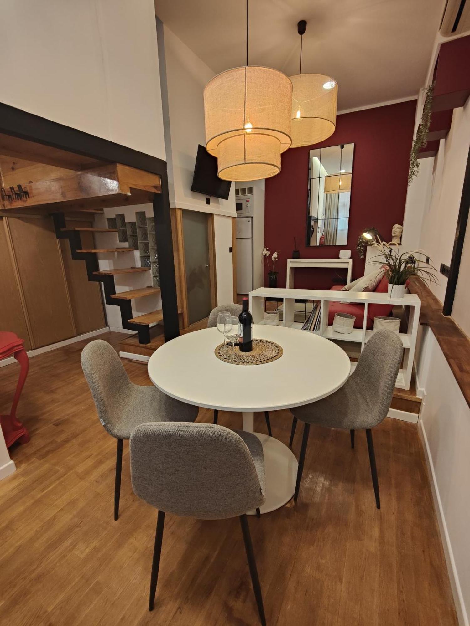 Red Loft In Apartamento Madrid