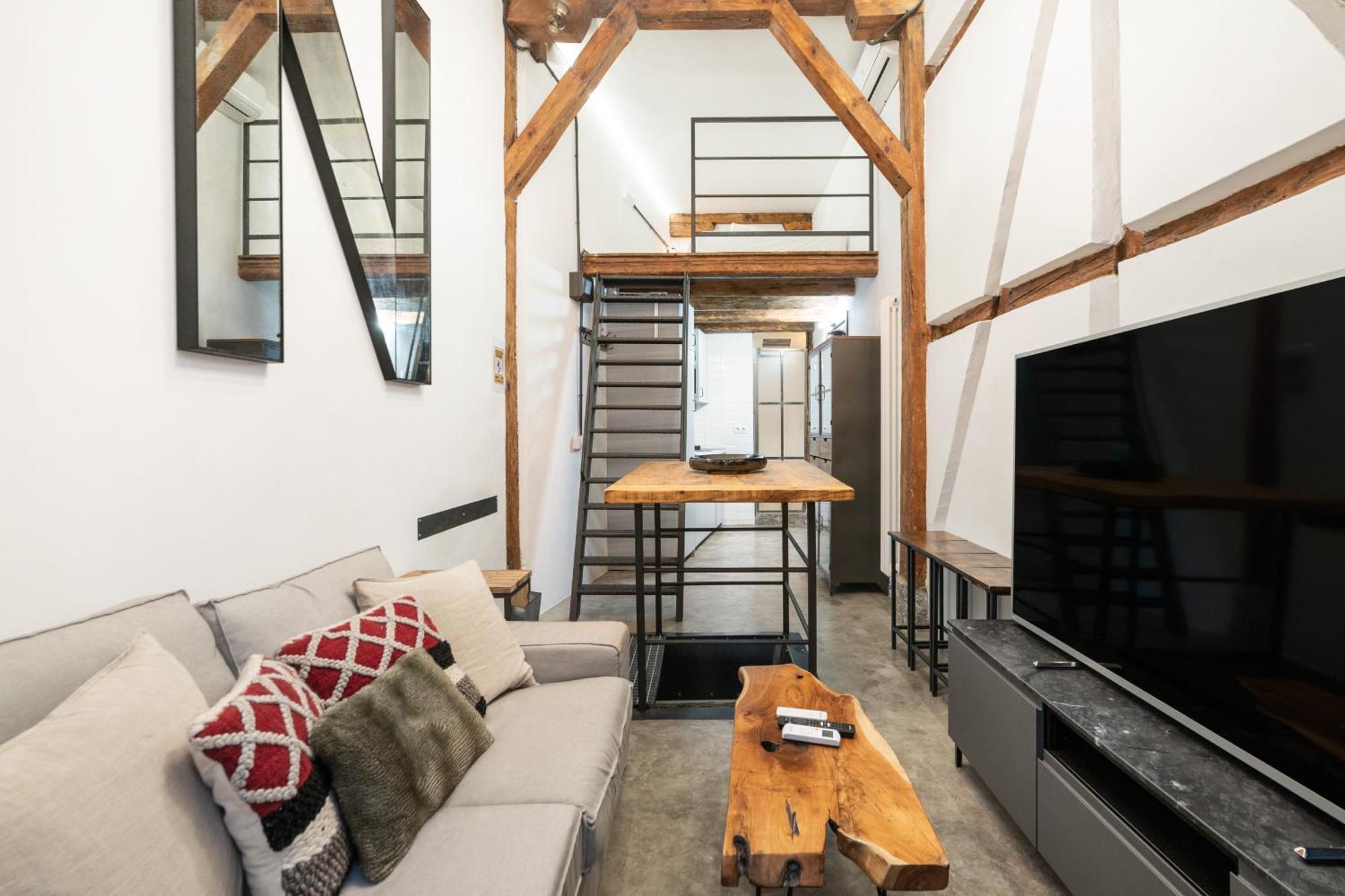 Apartamento Iconic Loft Industrial En El Centro De Alquiler Temporal Madrid