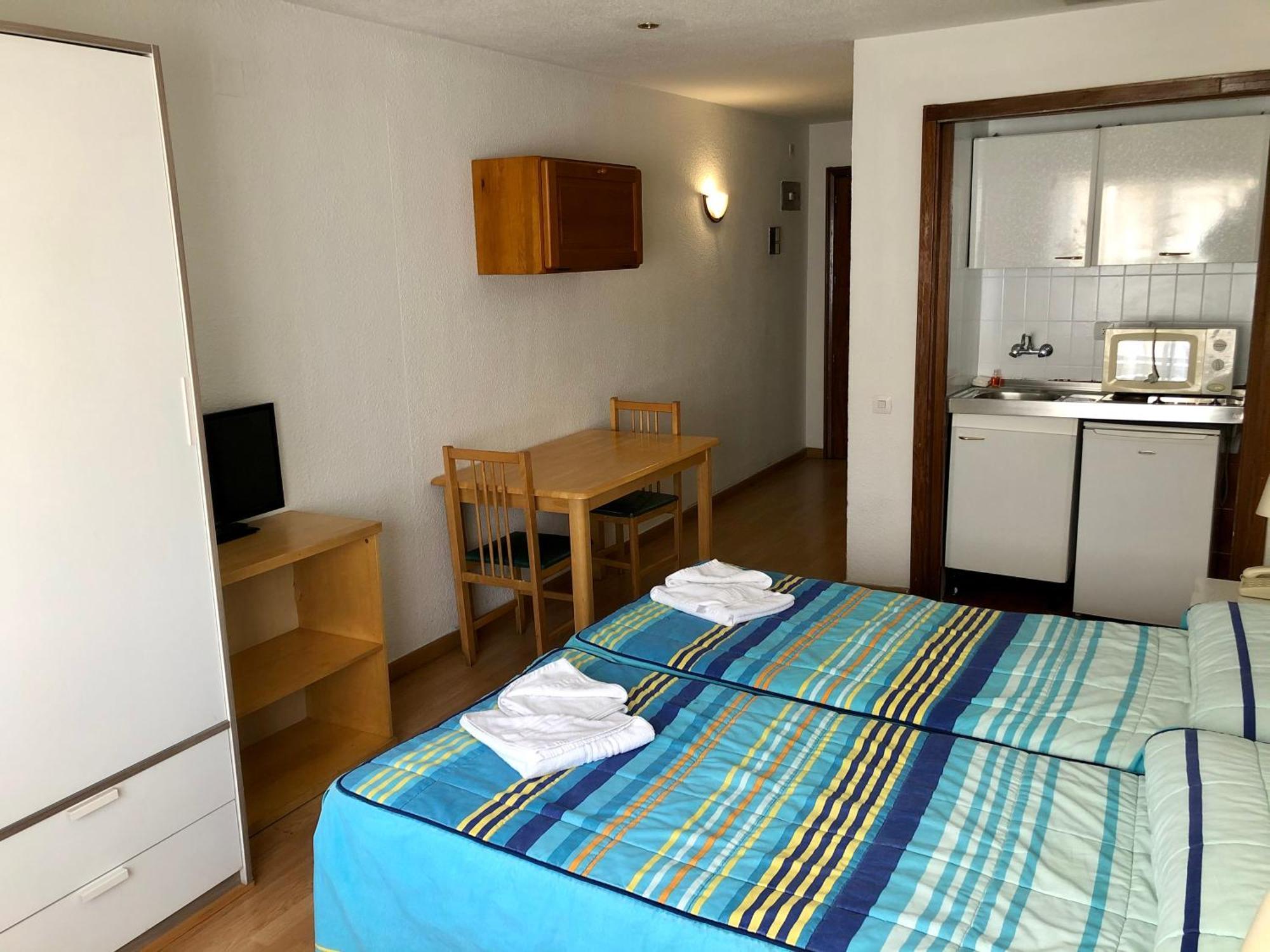 Apartahotel Goya 75 3*