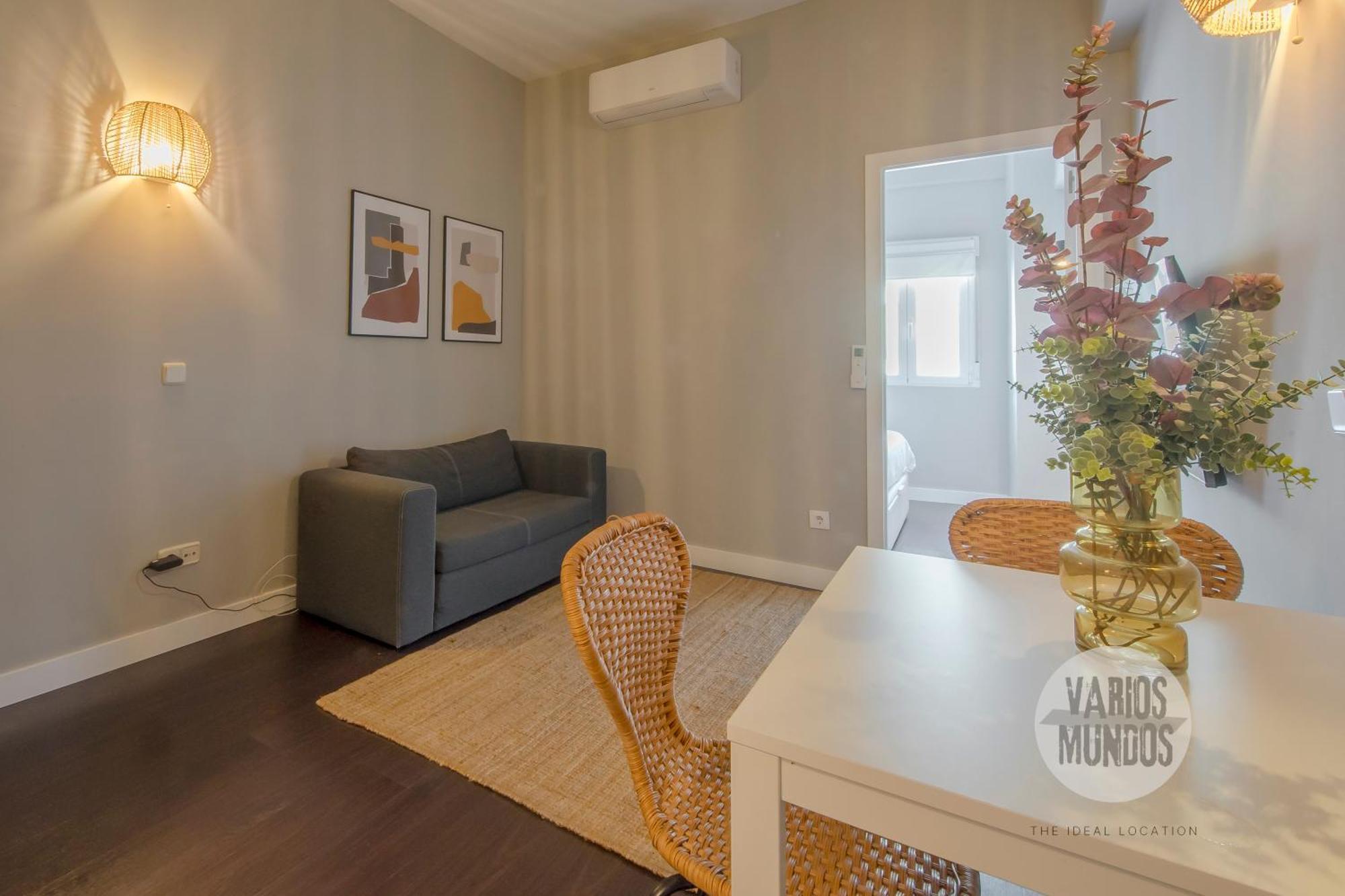Apartamento Sutil Elegancia 3, En Plaza De Chueca
