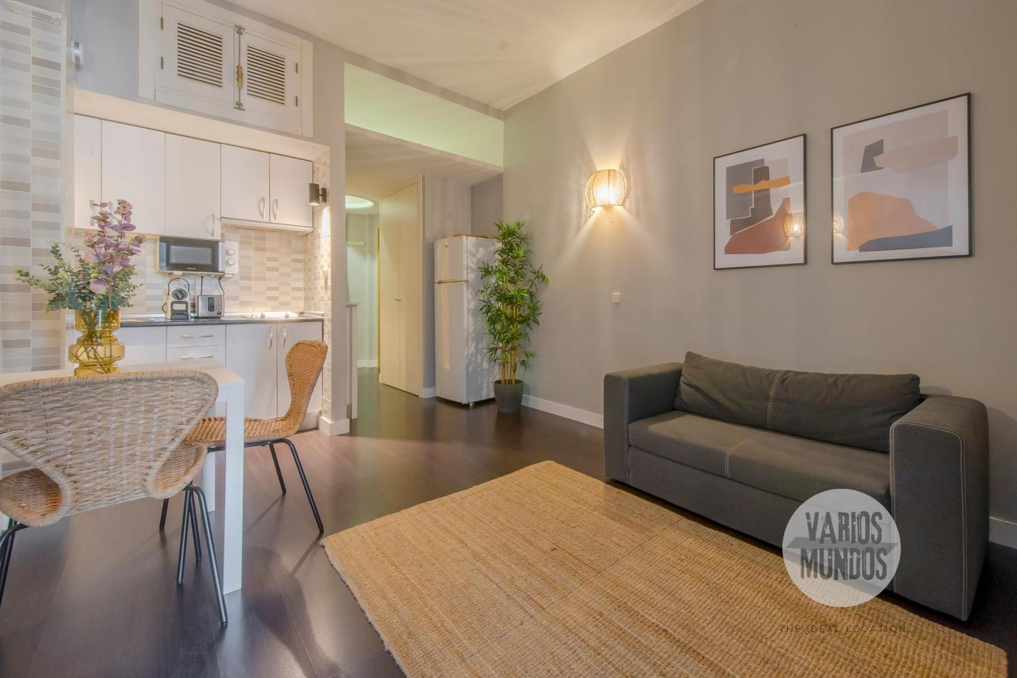 Sutil Elegancia 3, En Plaza De Chueca Apartamento *