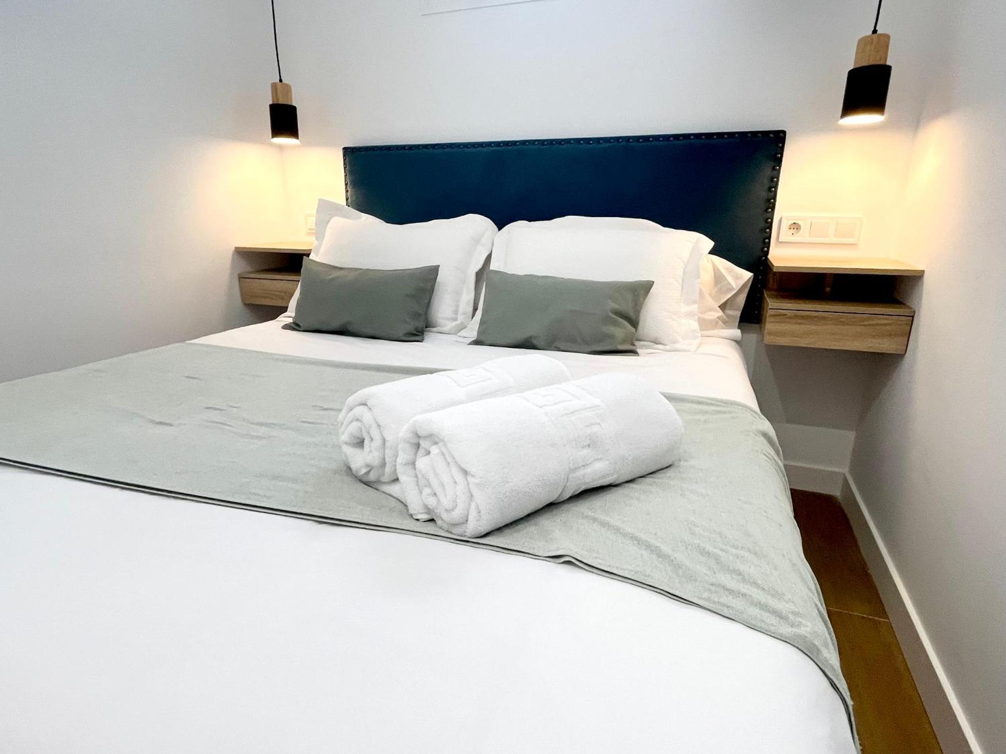 Dplace To Be - En Barrio De Salamanca * Madrid