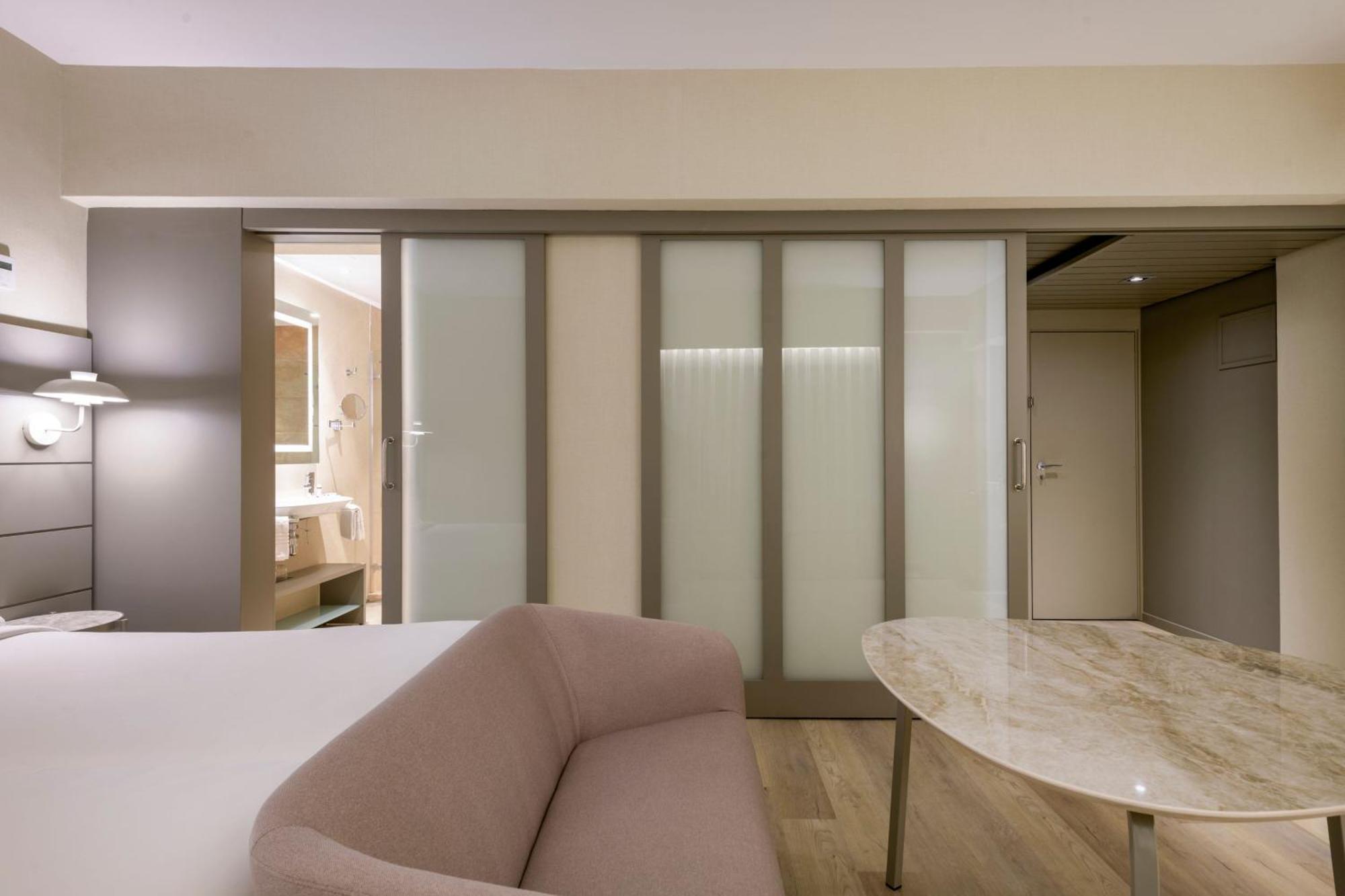 Hotel Ac Carlton 4*