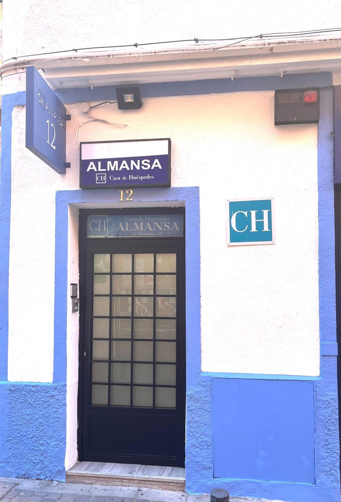 Casa De Huespedes Almansa 2*
