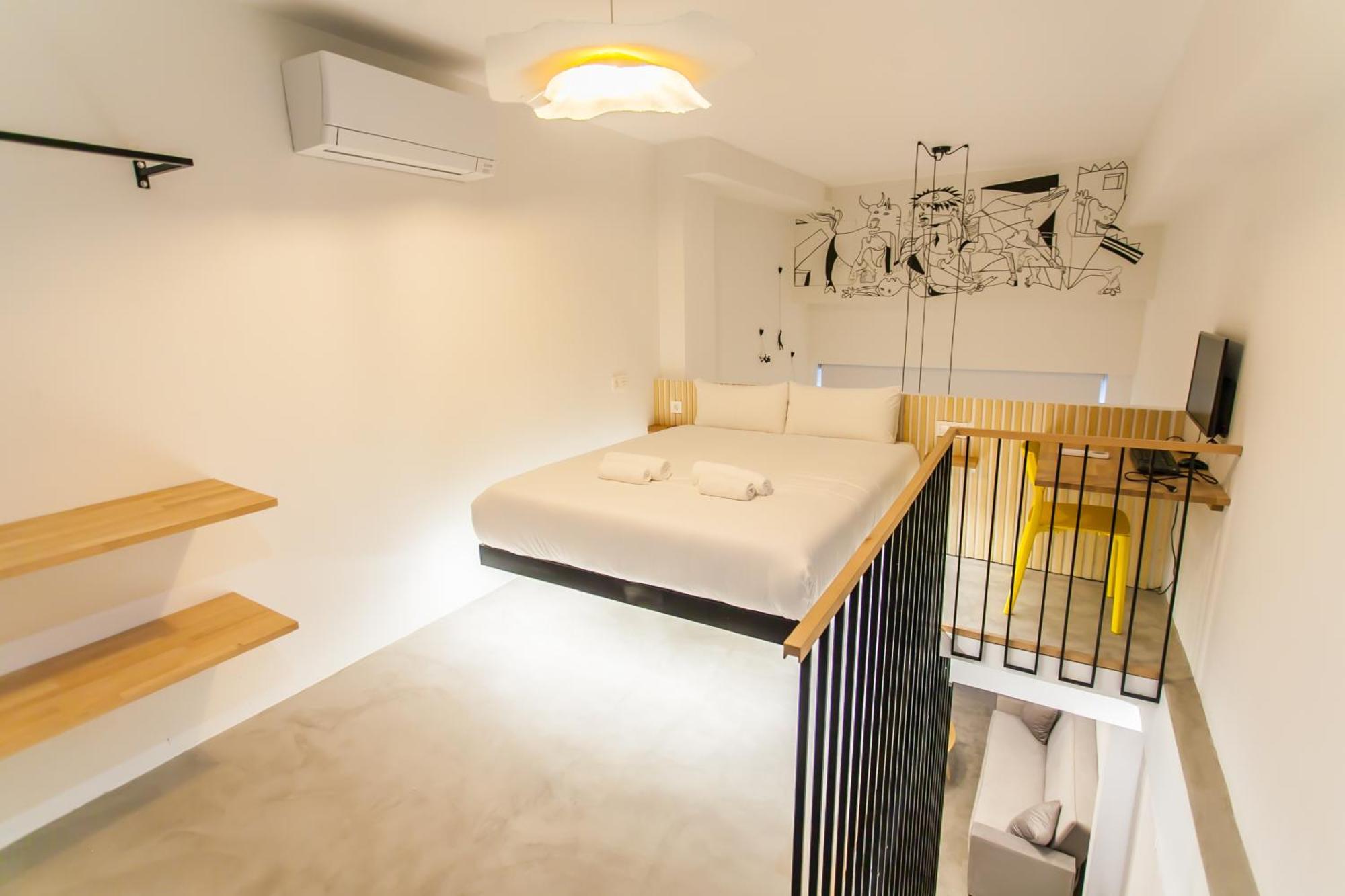 Apartamento Guernica Luxury Duplex - Location, Light, And Art