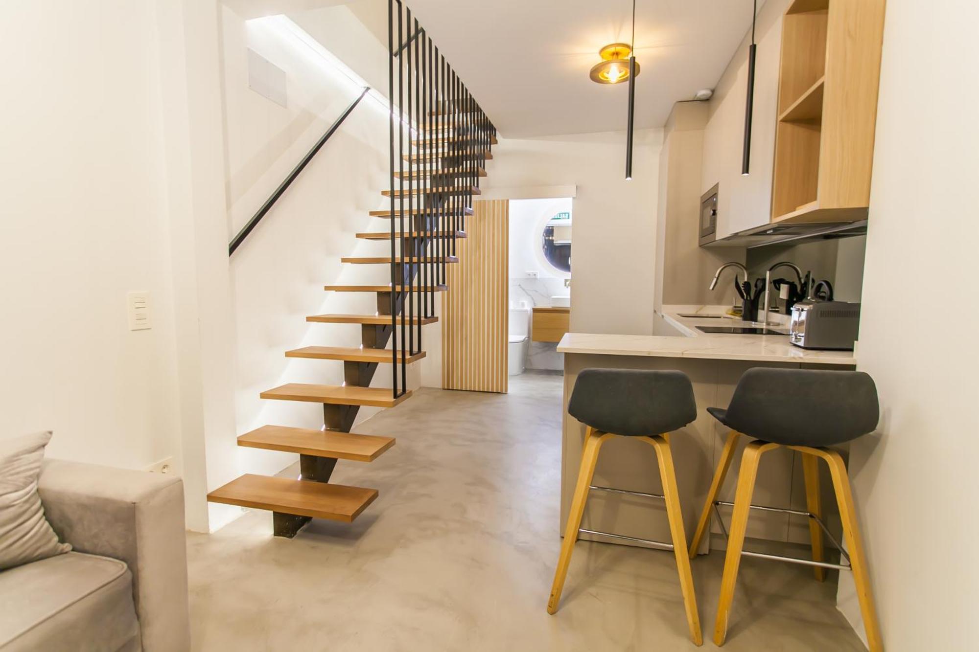 Guernica Luxury Duplex - Location, Light, And Art Apartamento