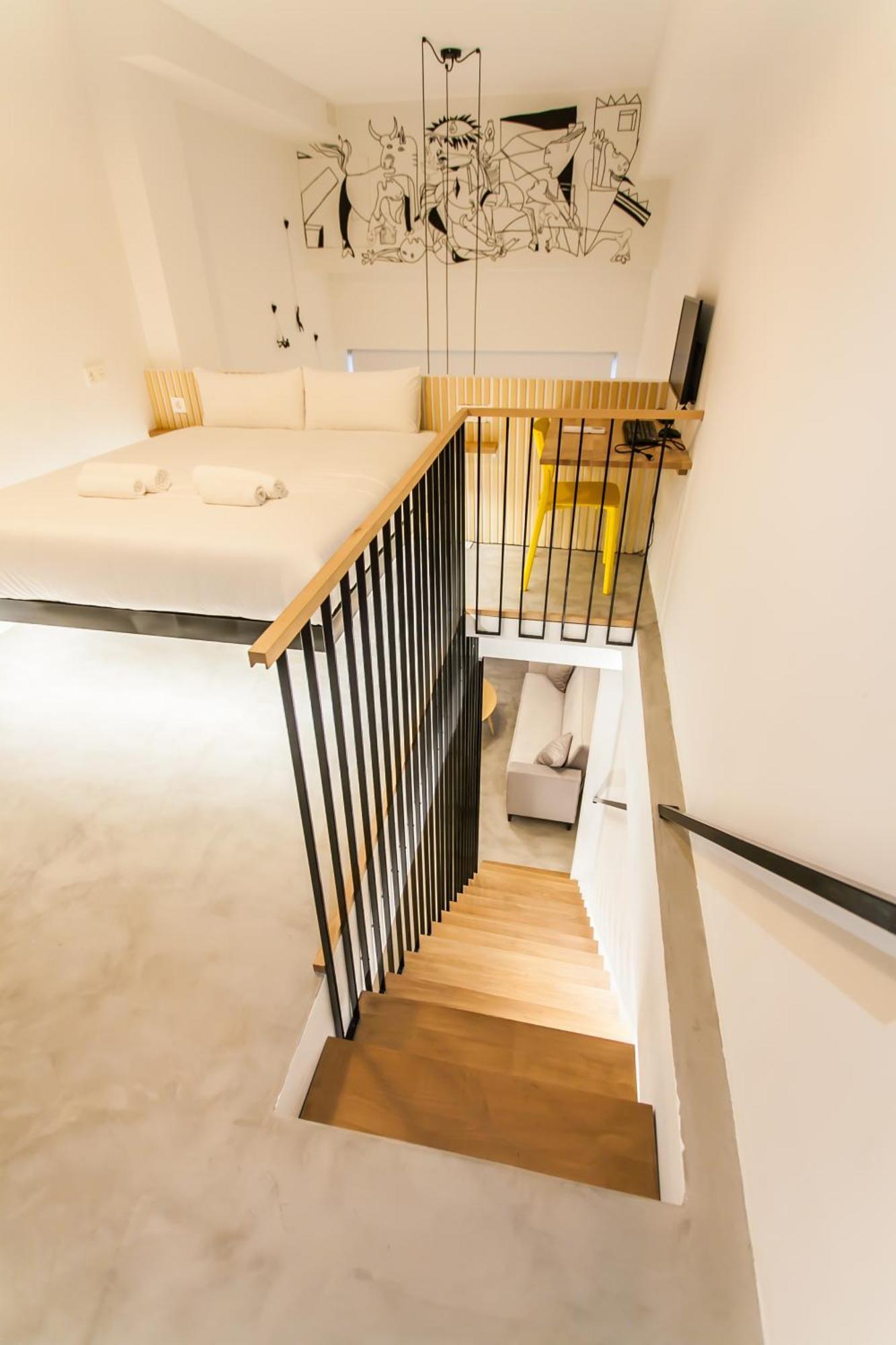 Apartamento Guernica Luxury Duplex - Location, Light, And Art Madrid