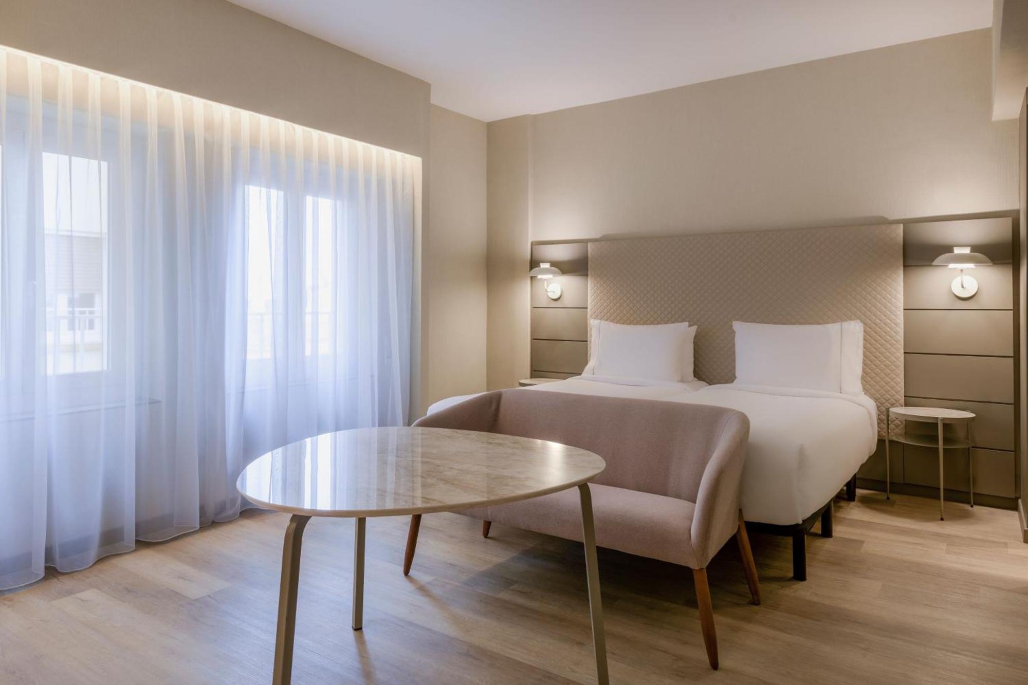 Ac Carlton Hotel 4*