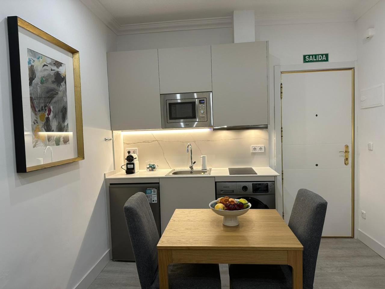 Apartamento For Glorieta De Bilbao Temporal Egu4 *