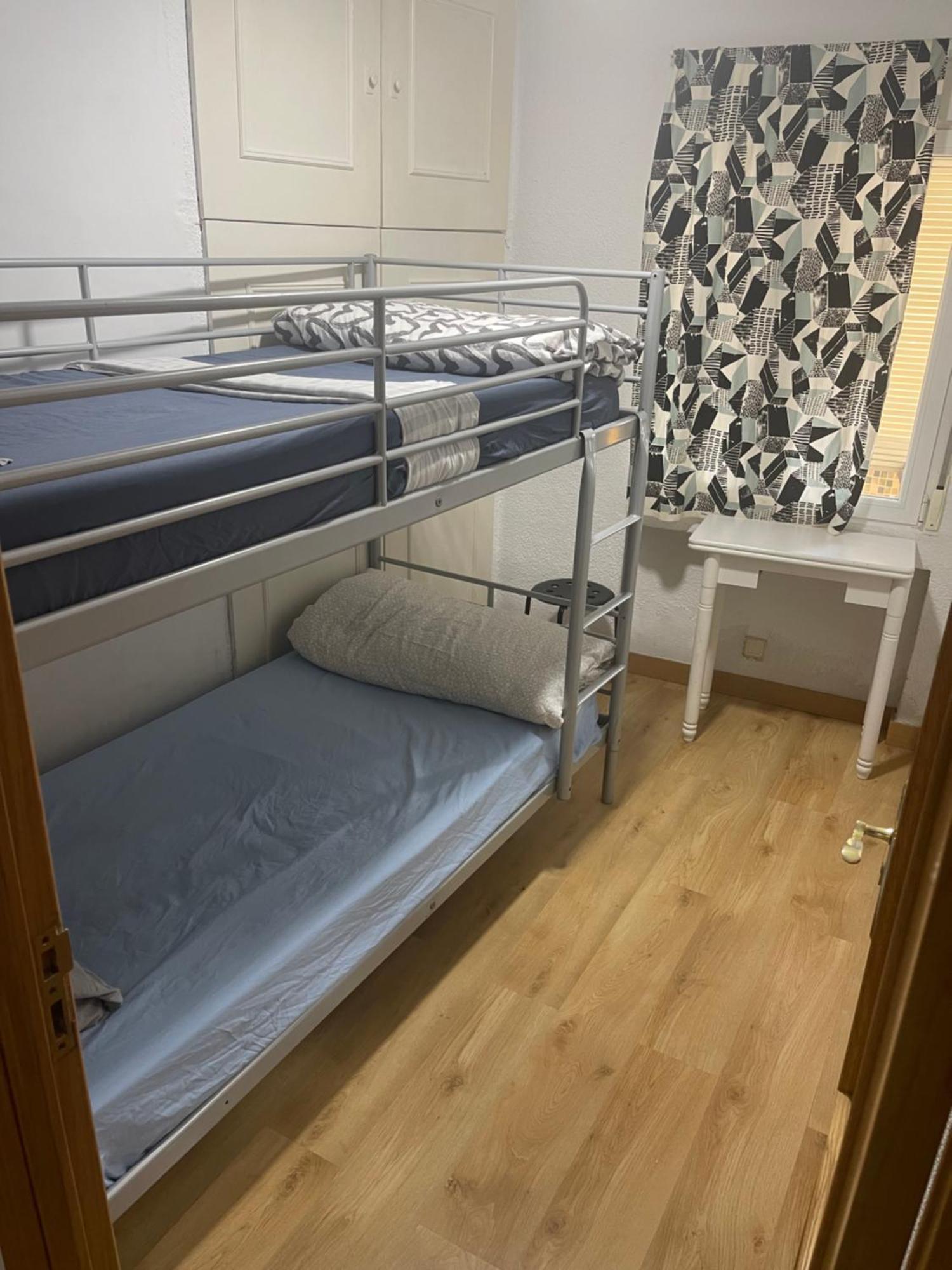 Apartamento Piso Entero En Calle Contraviesa