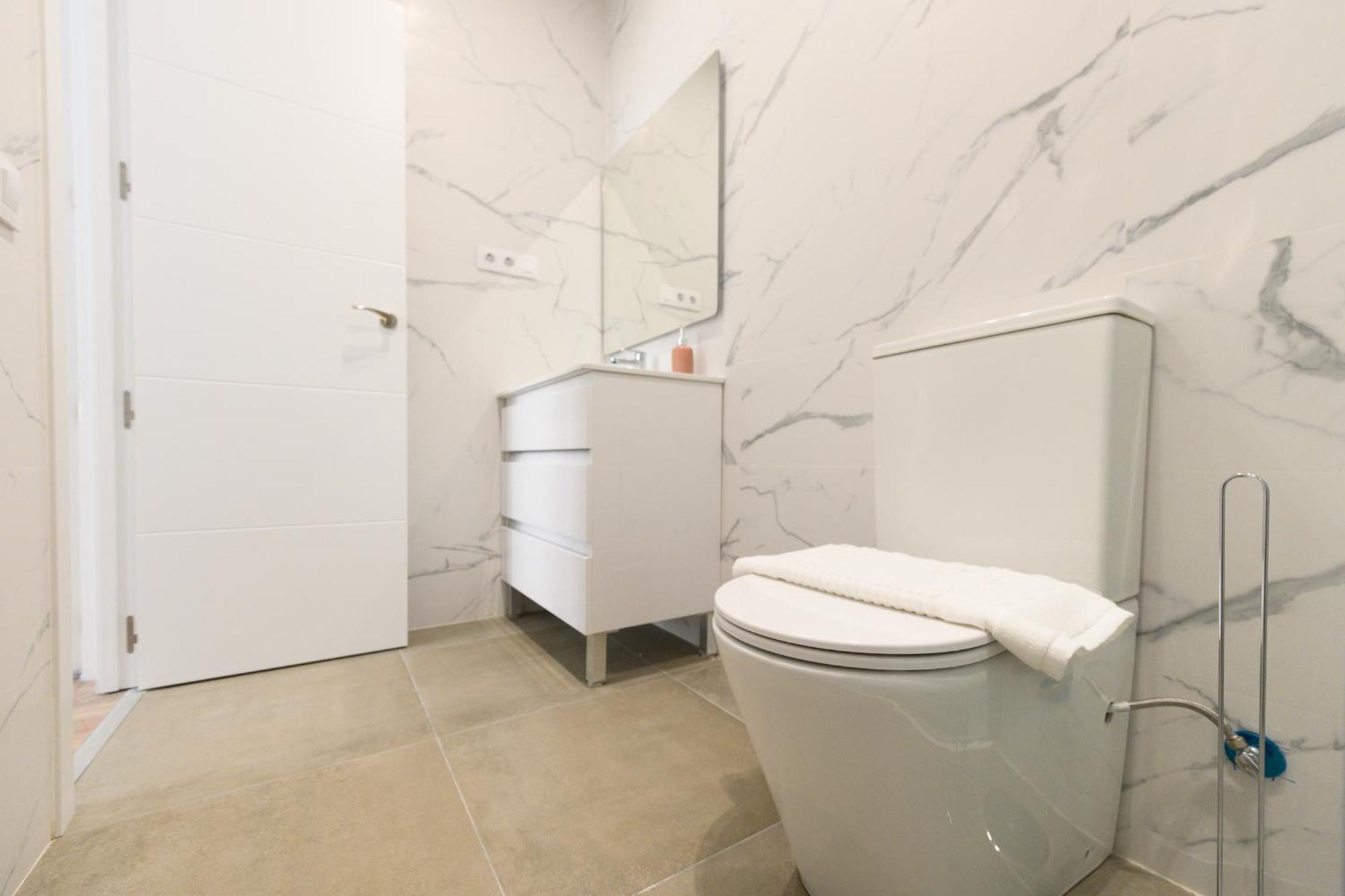 Apartamento For Elegancia Y Funcionalidad En San Bernardo Piso Con Banos En Temporal Sbe35c Madrid