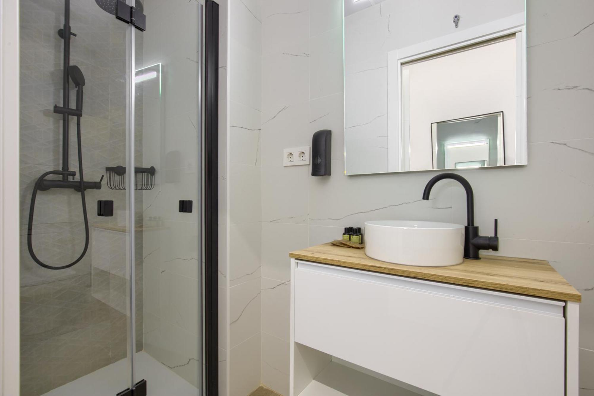 Apartment Dobo Homes Sf6 *