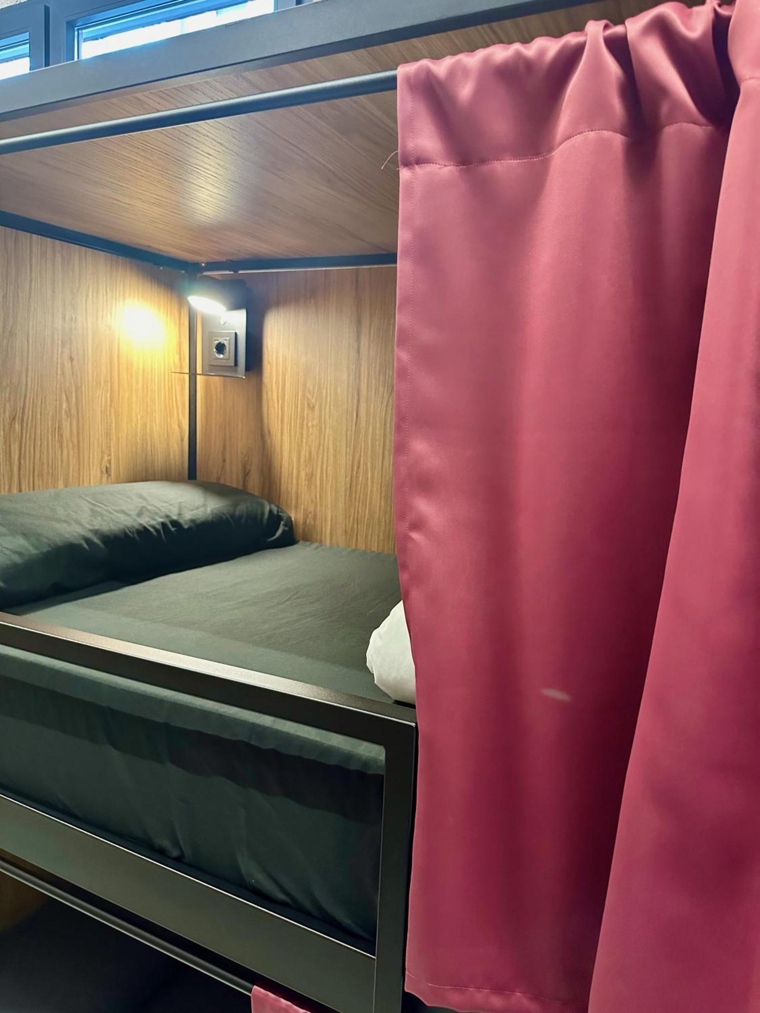 Velvet Pacifico Hostal