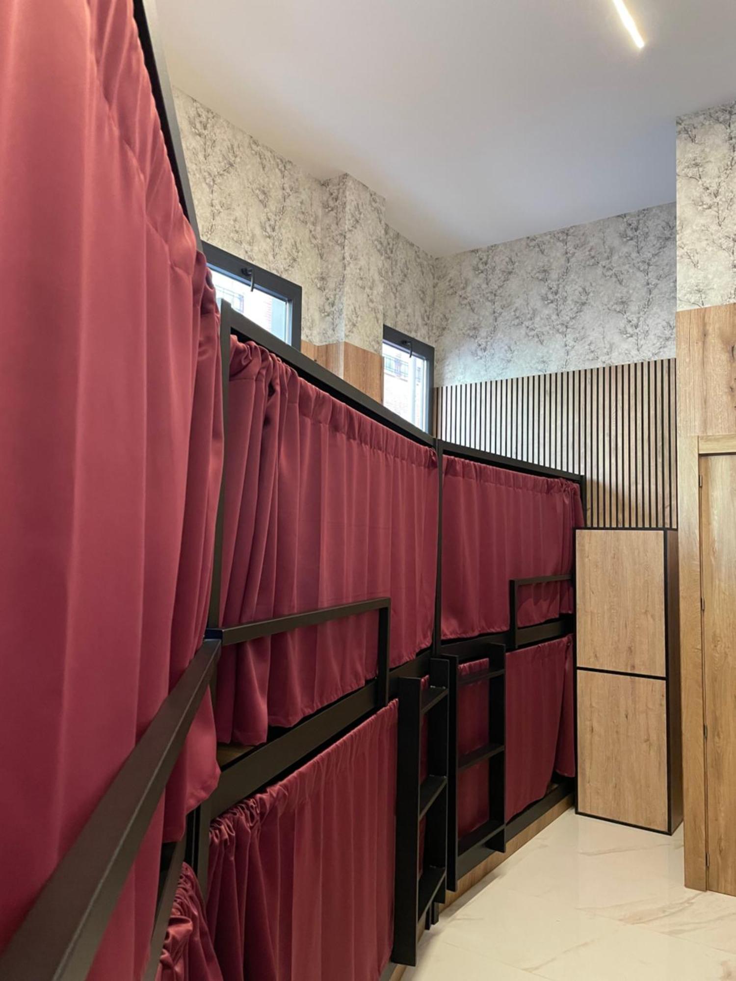 Velvet Pacifico Hostal *
