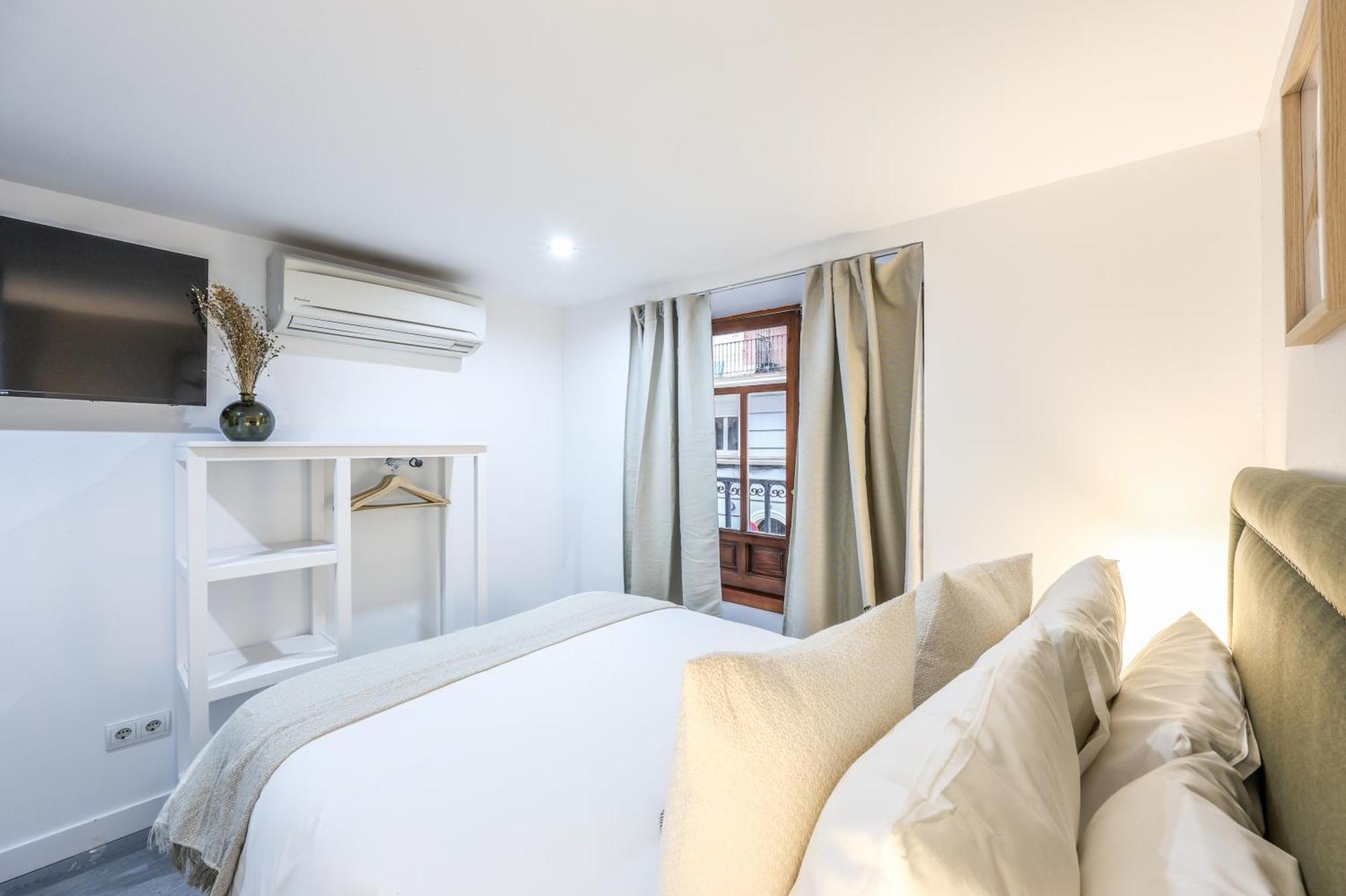Ap Leganitos -no Ascensor- Hostal *