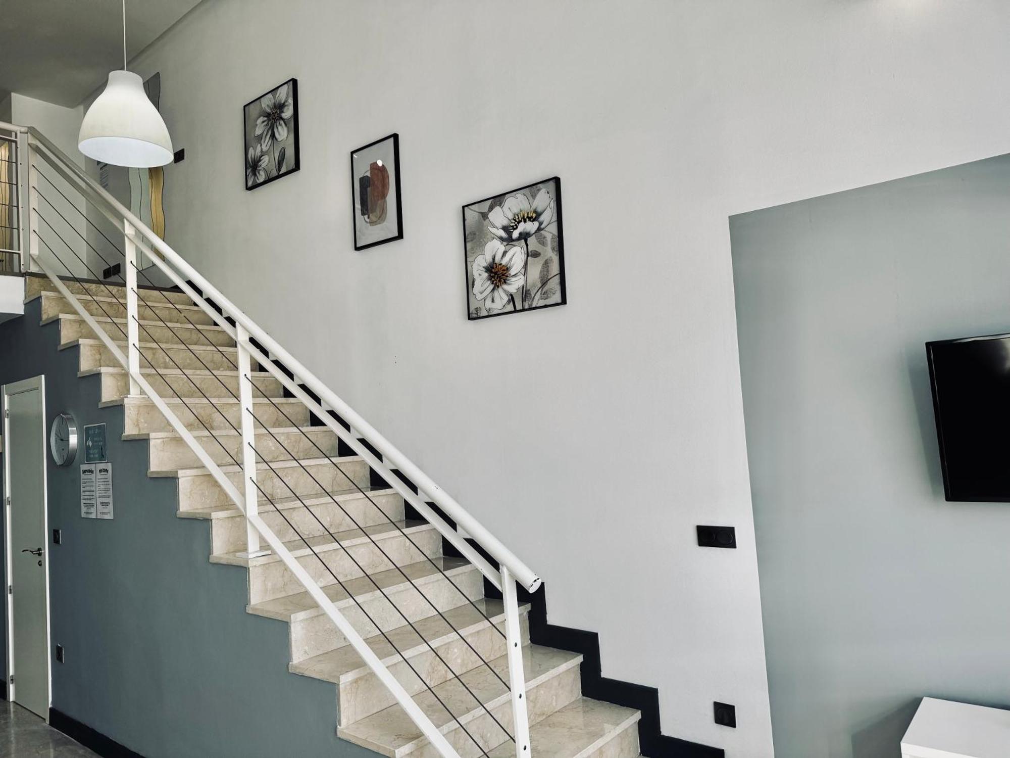 Moderno En Marquesado Apartamento