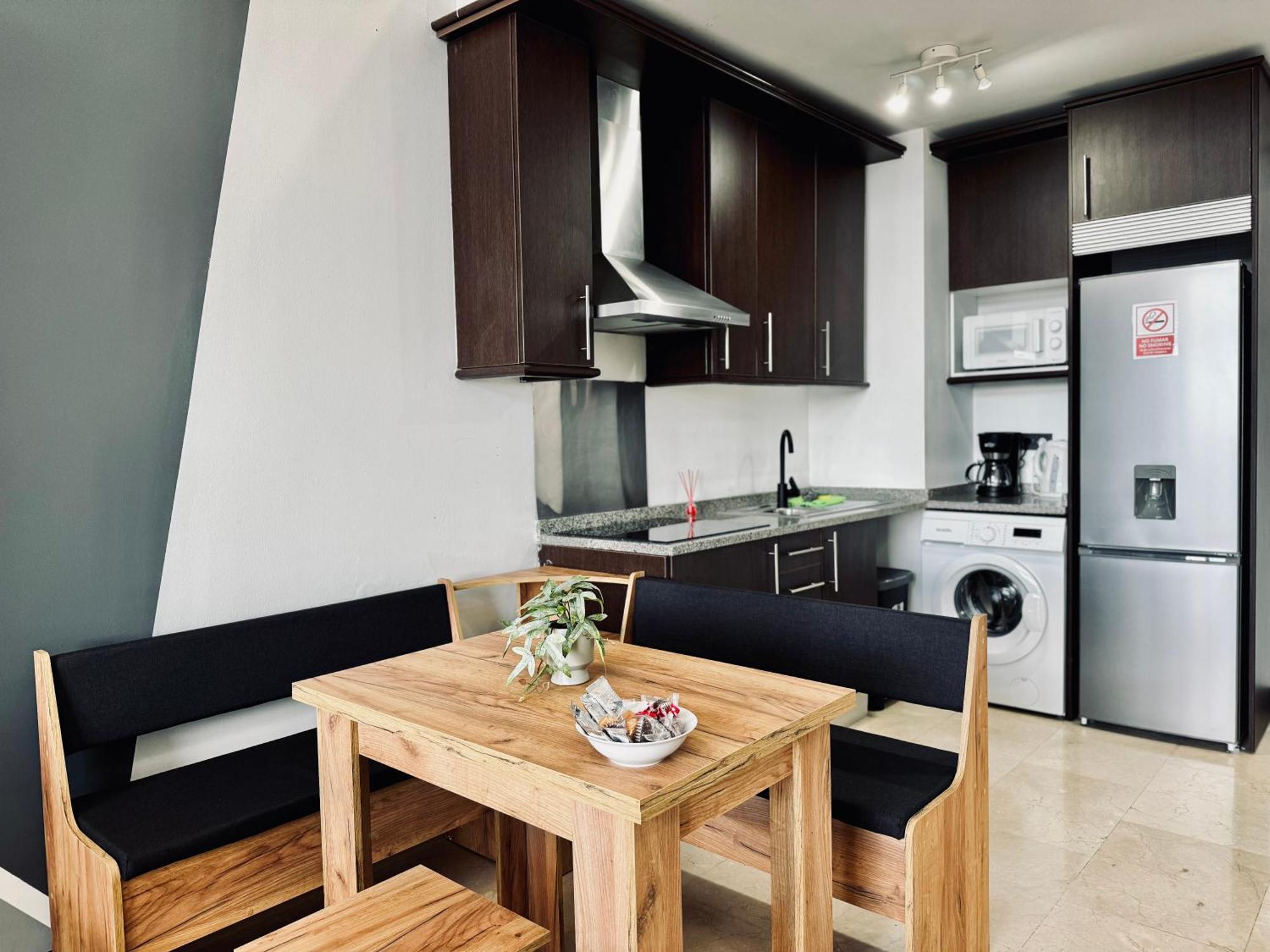 Moderno En Marquesado Apartamento *