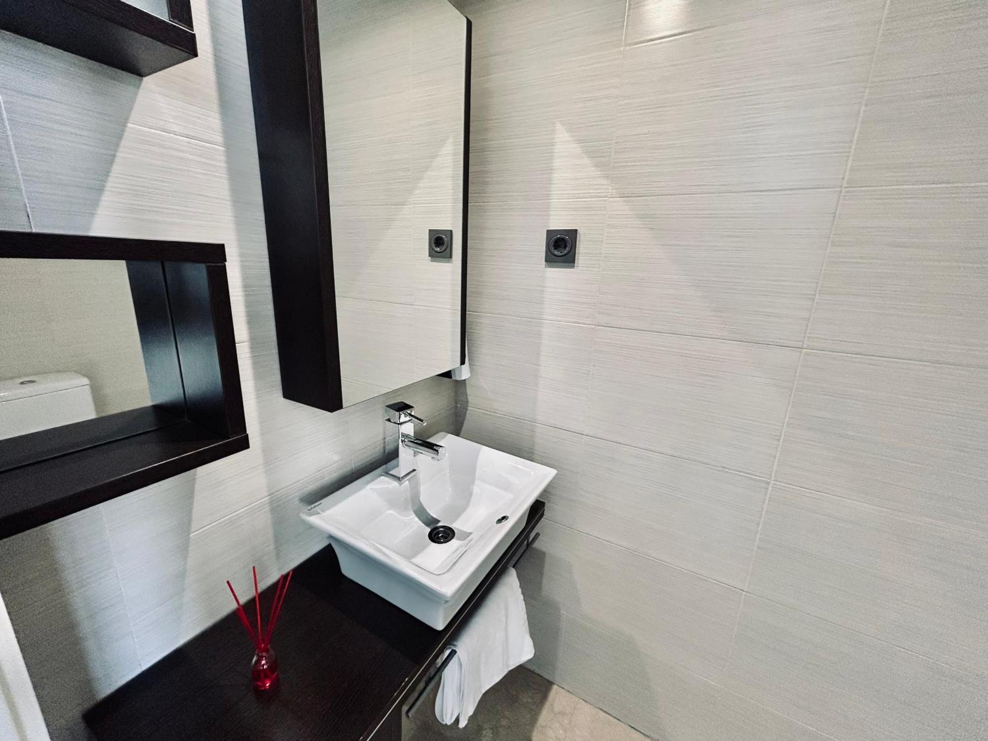 Apartamento Moderno En Marquesado Madrid