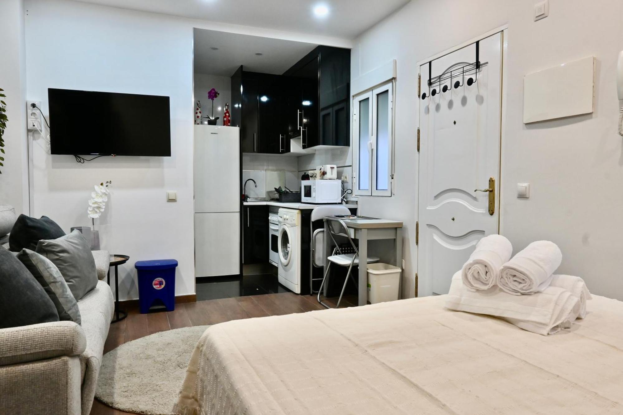 For Yoy Hermoso Tipo Estudio En Temporal Sfl5 * Madrid