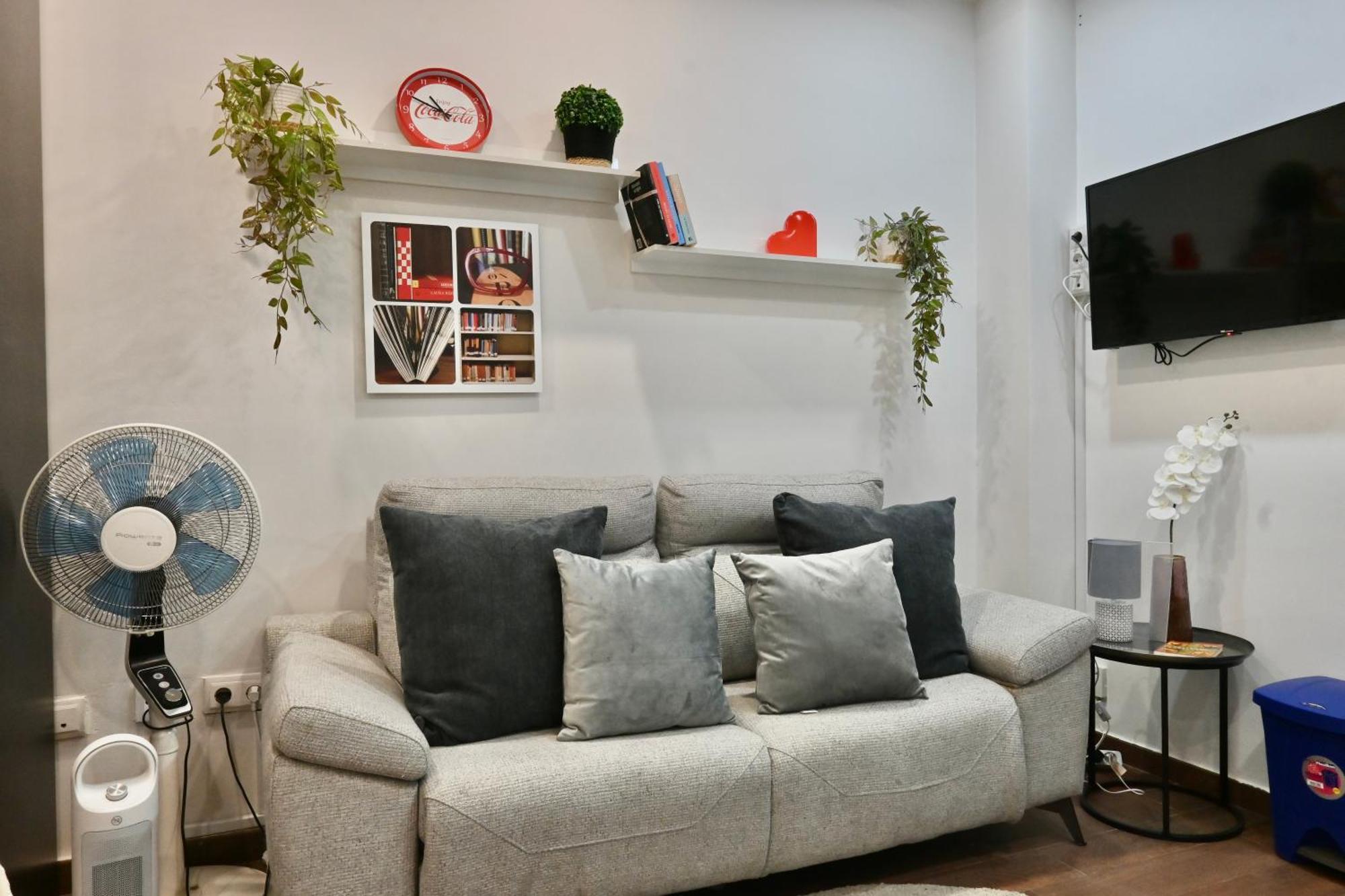 For Yoy Hermoso Tipo Estudio En Temporal Sfl5 * Madrid