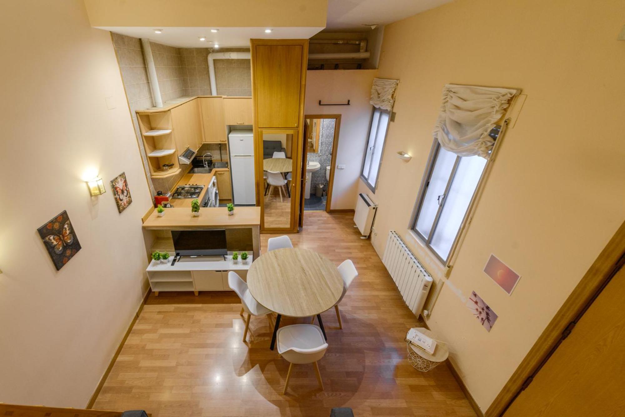 Apartamento Moderno Y Acogedor Zona El Viso, *