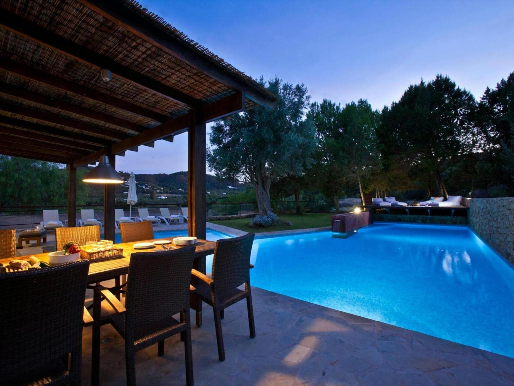 With Modern Amenities Madrid