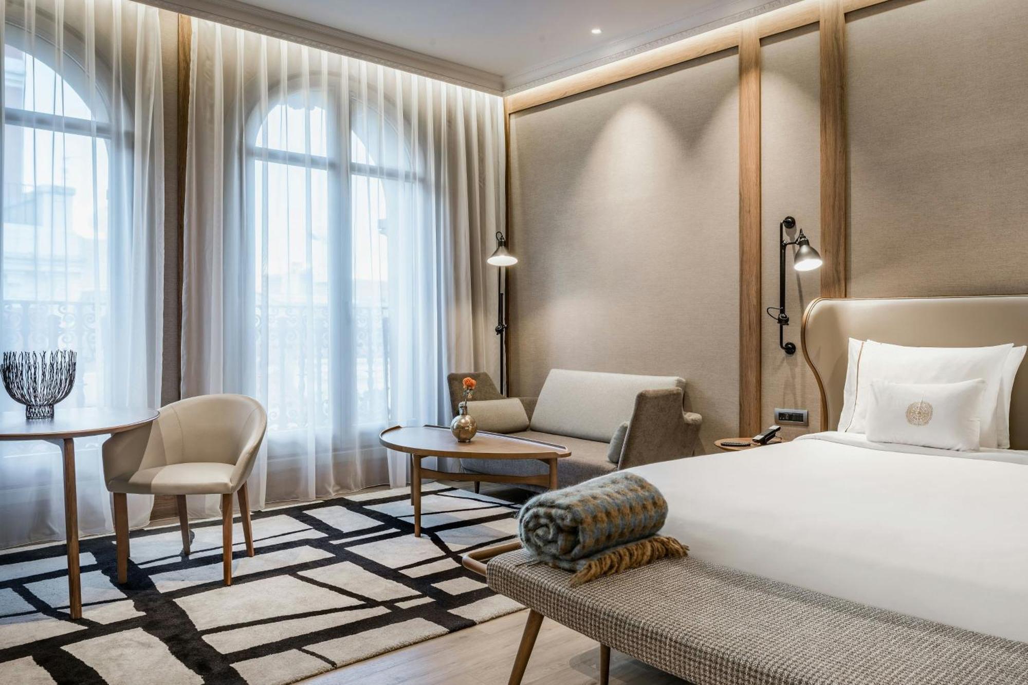 Hotel Círculo Gran Vía, Autograph Collection (adults Only) 4*