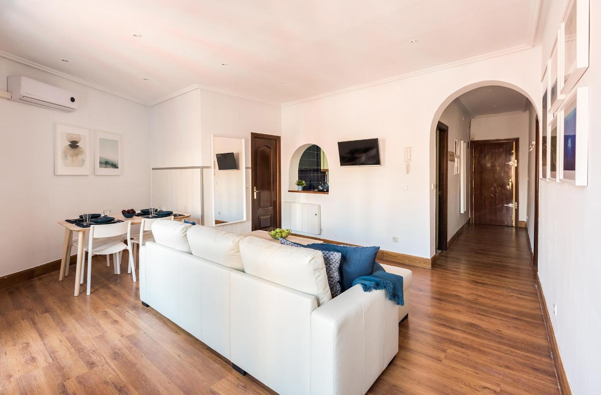 Precioso En El Centro De Madrid. Apartamento Madrid