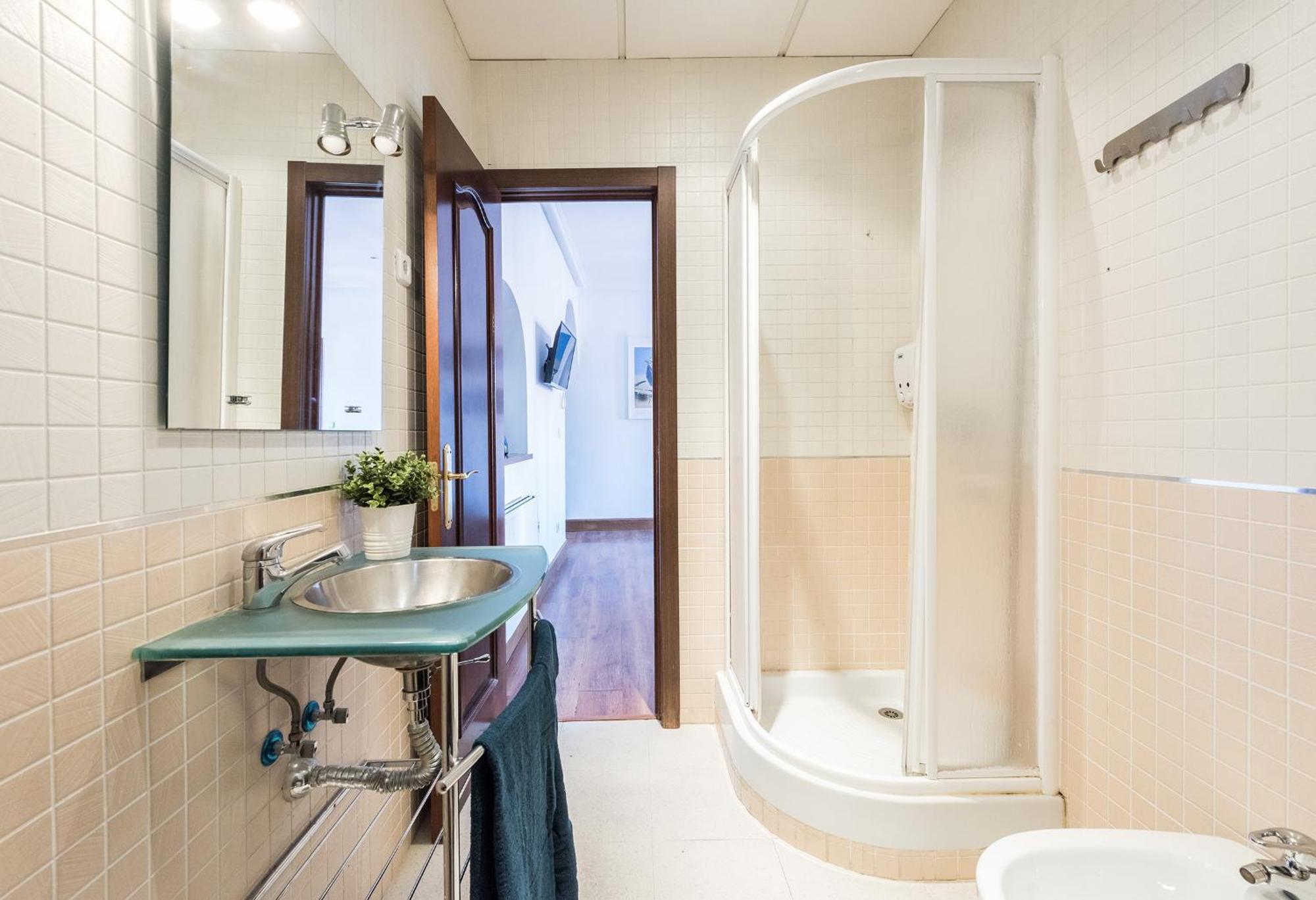 Precioso En El Centro De Madrid. Apartamento Madrid