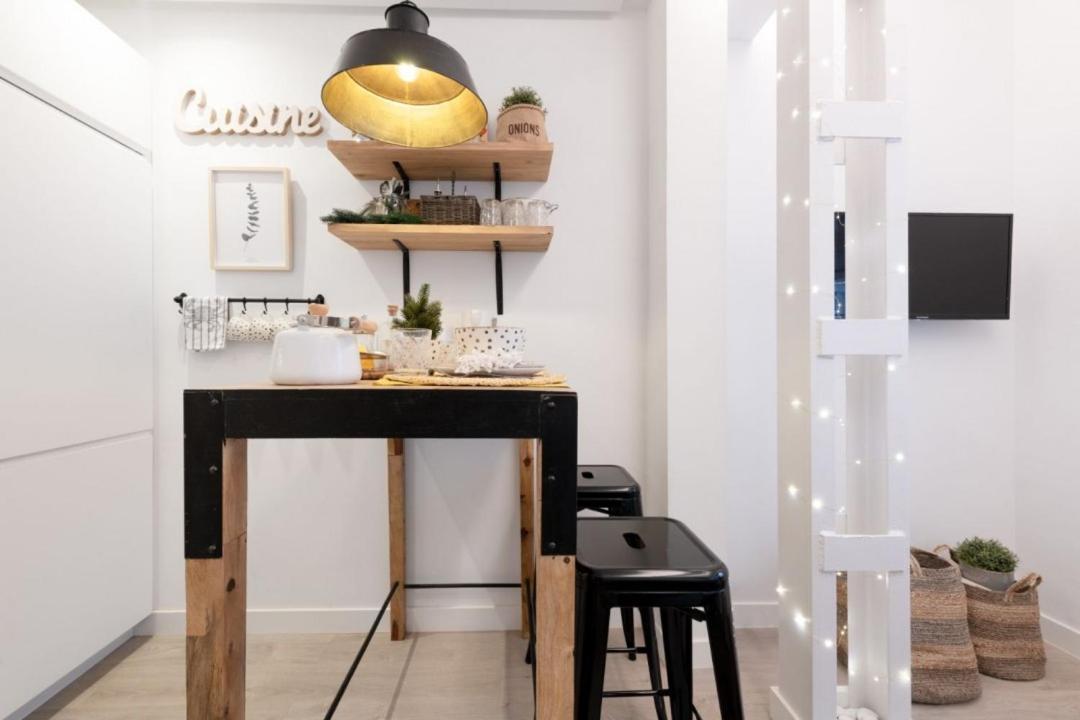 Cozy Salamanca Neighborhood Apartamento *