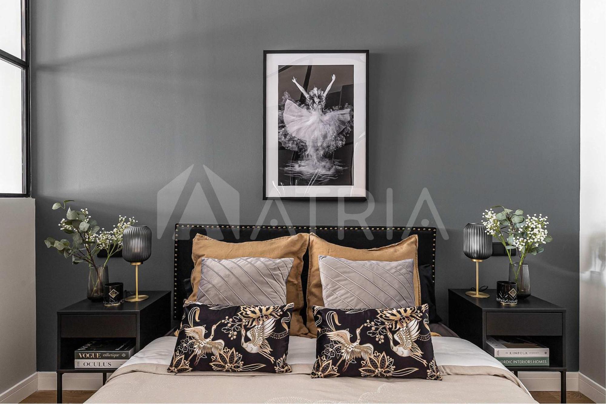 Designer 4 * Madrid