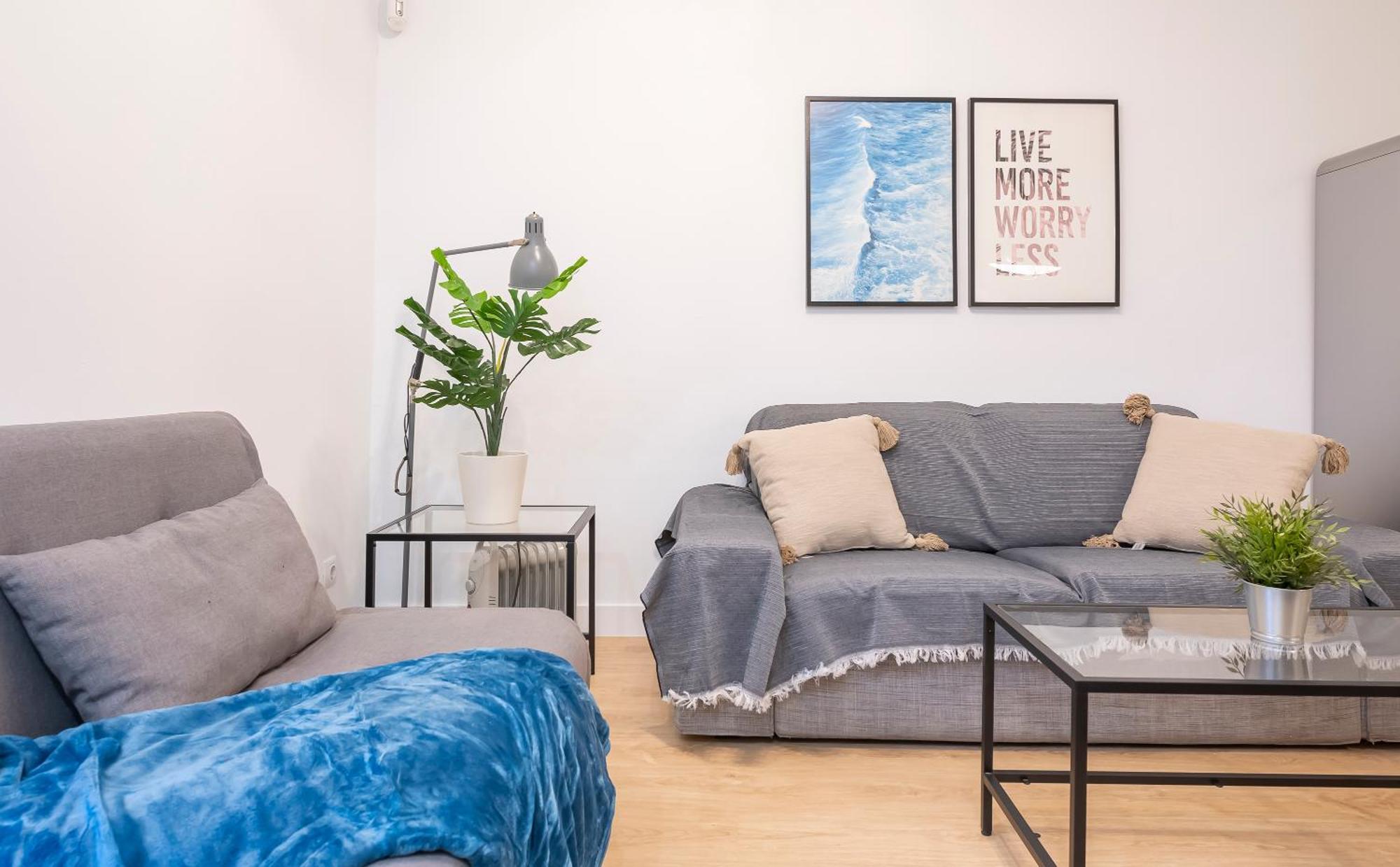 Moderno En El Centro By Bebalmy