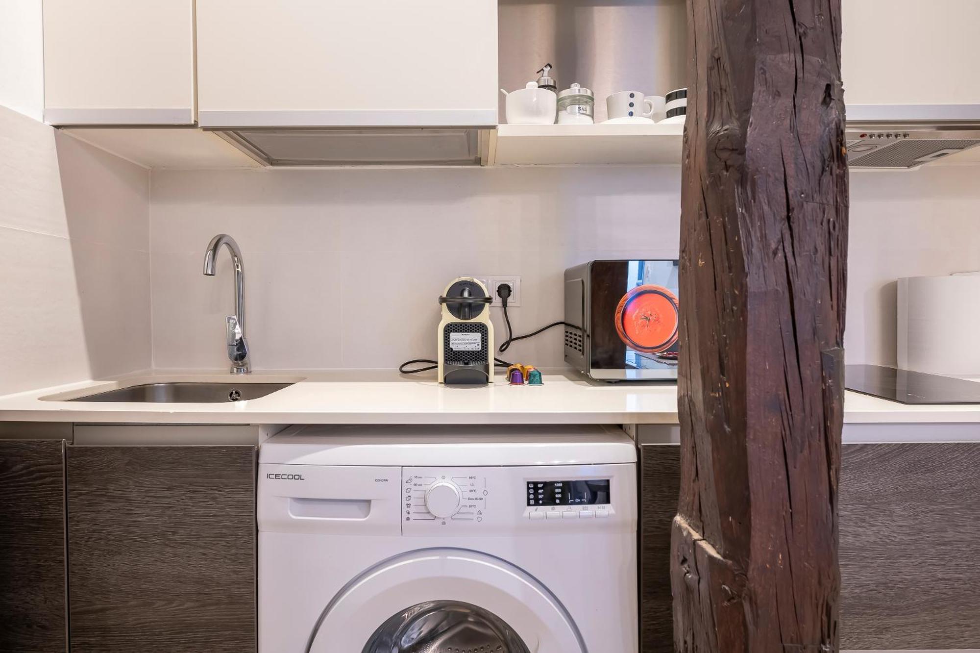 Apartamento Moderno En El Centro By Bebalmy Madrid
