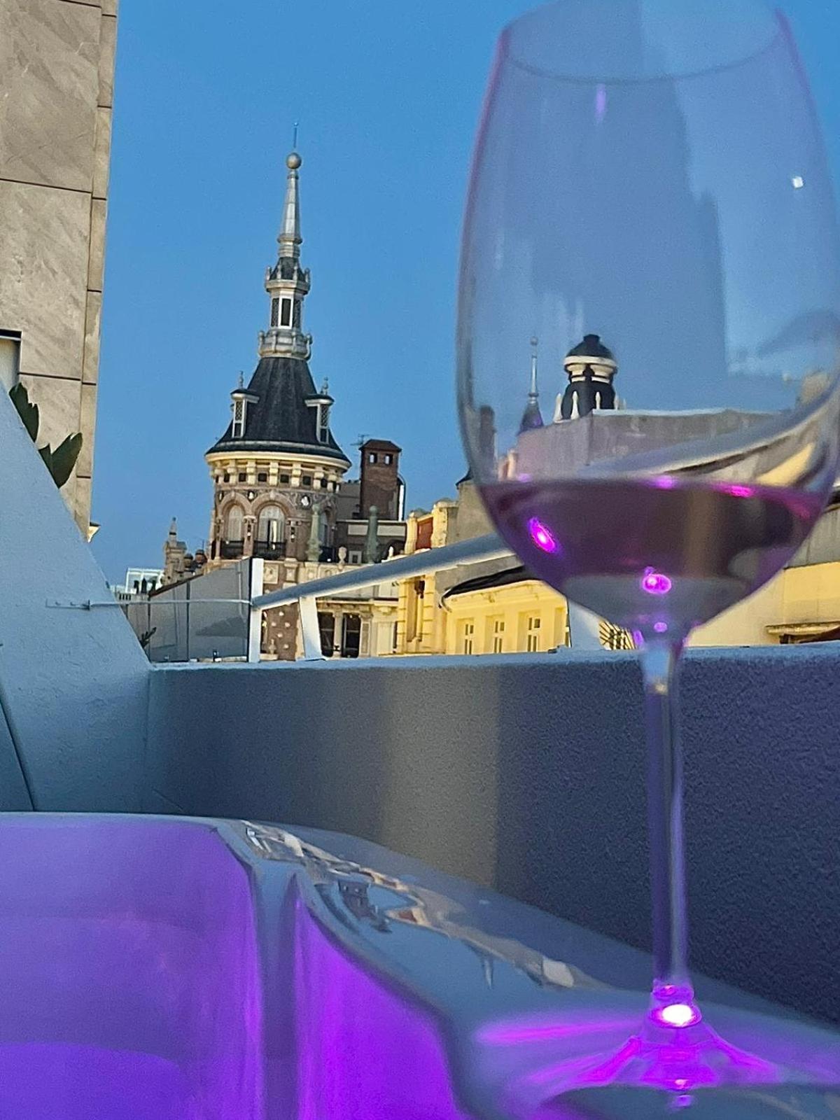 Piso Atico Con Terraza Y Jacuzzi Con Vistas A Sol En Centro Apartamento