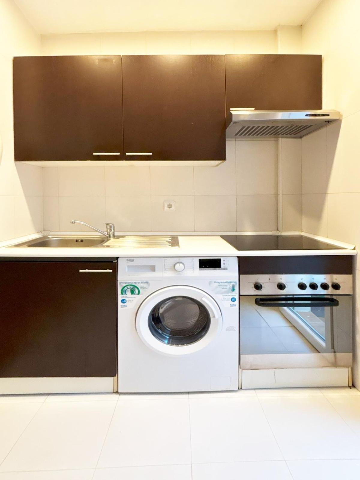 Apartamento Con Patio Luminoso Y Amplio *