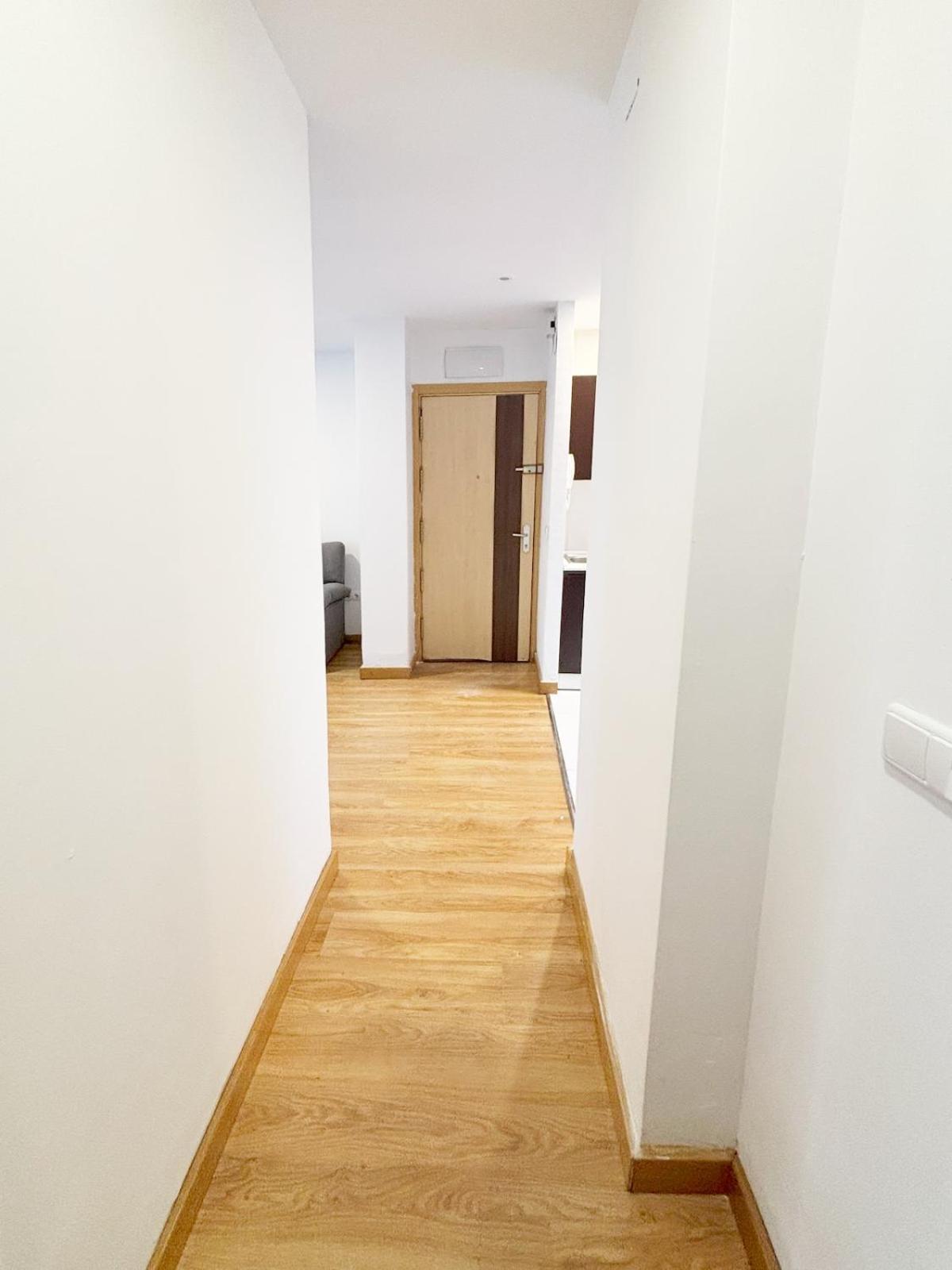 Apartamento Con Patio Luminoso Y Amplio Madrid