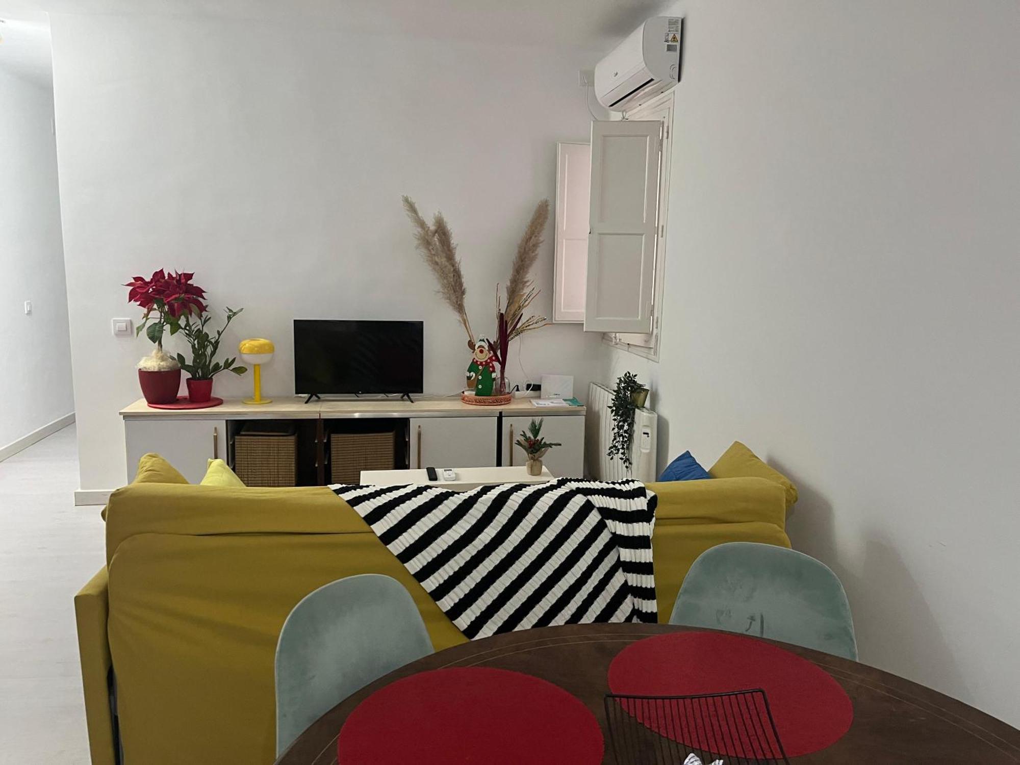 Piso Completo A 5 Minutos Del Metro Linea 5 Apartment Madrid