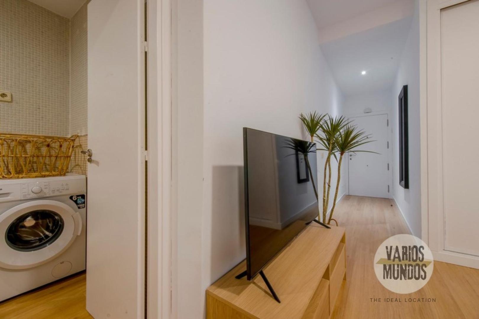 Aventura 3 En Sol, Ven A Concepcion Jeronima Apartamento Madrid