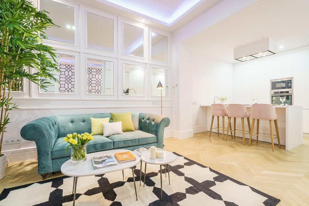 Exclusive Just Steps From Gran Via Madrid