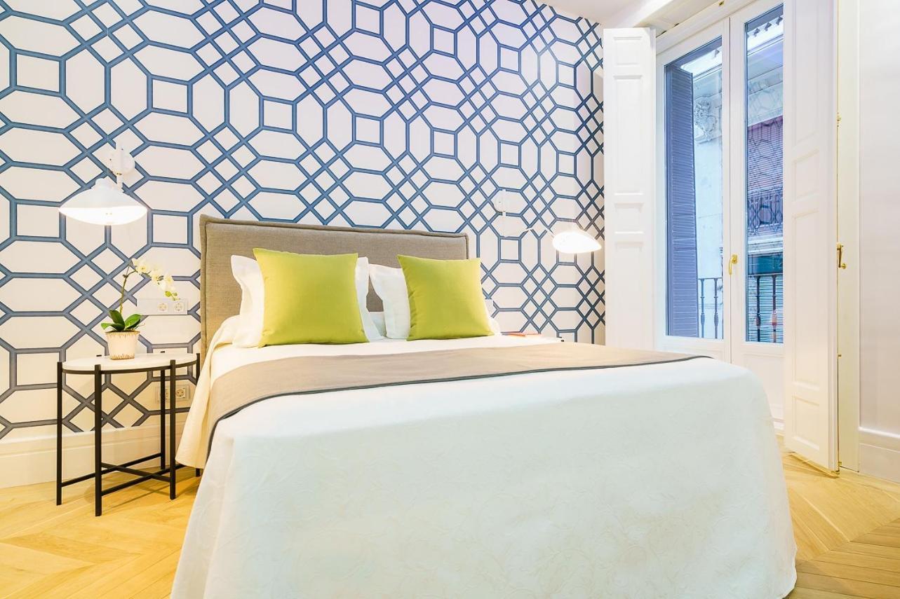 Exclusive Just Steps From Gran Via Apartamento *