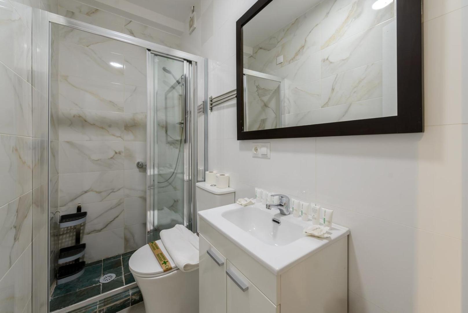 Guestready - Embajadores Apartamento