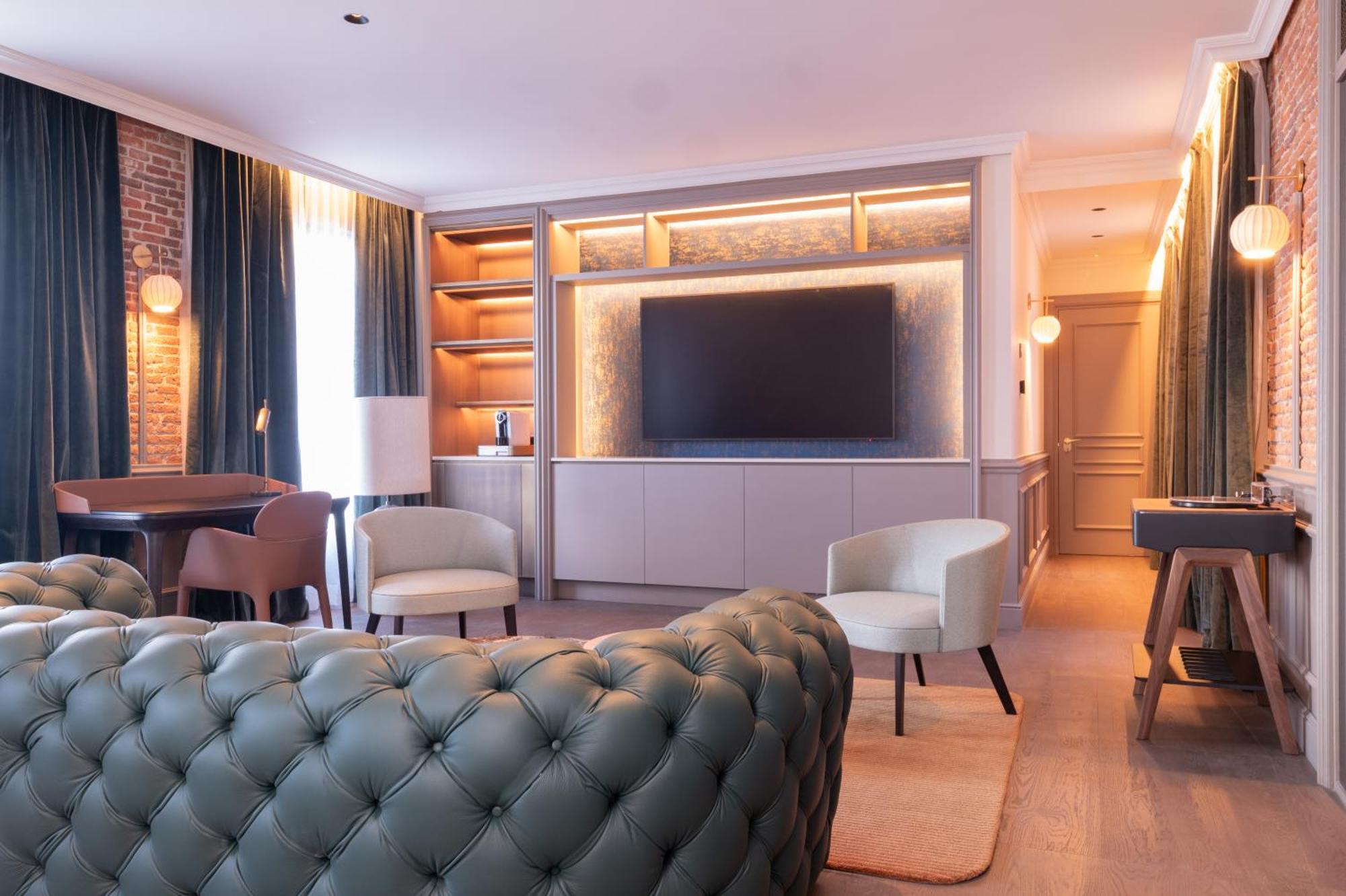 Casa Faraona Luxury Residences *