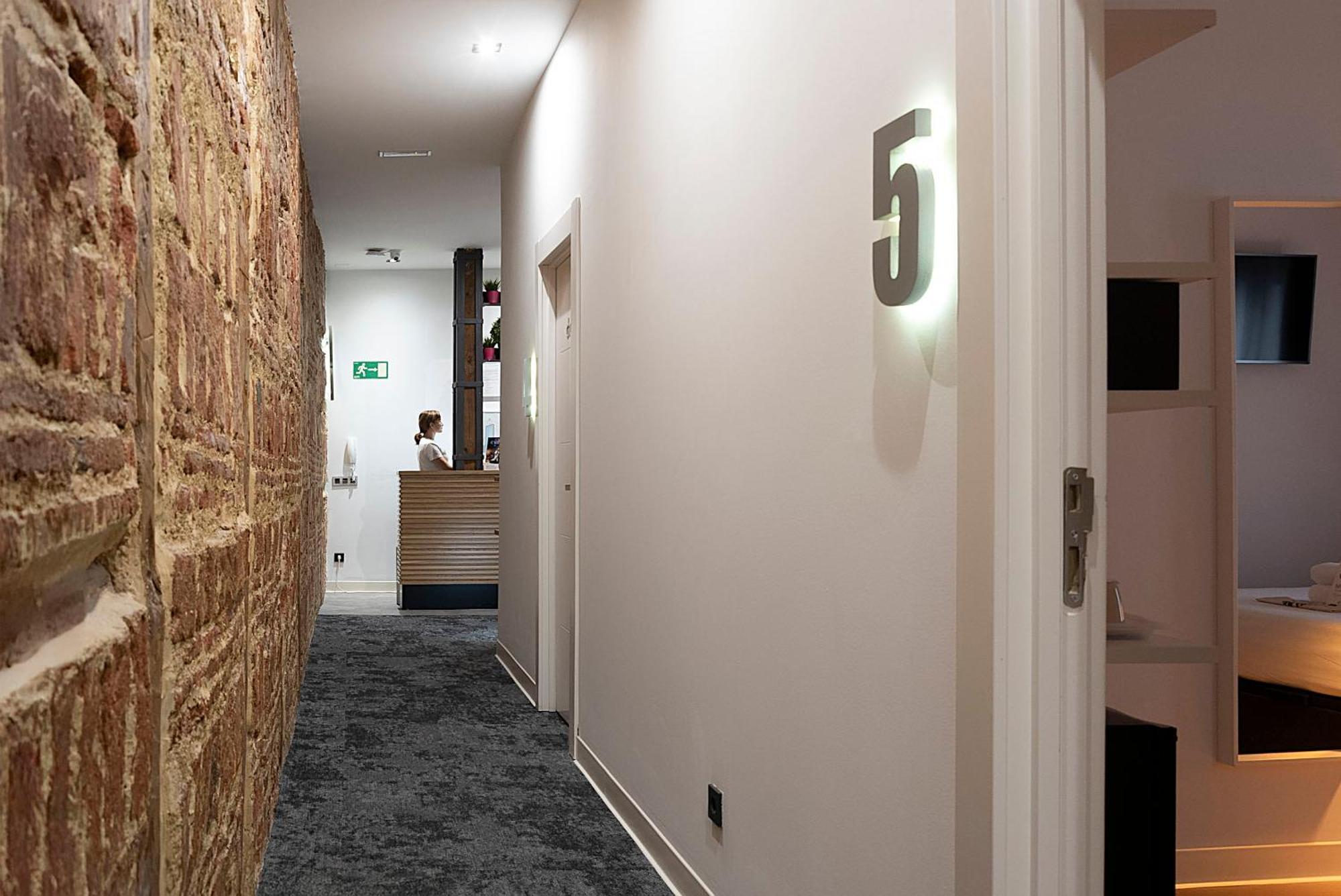 Guest house Woohoo Chueca 2*