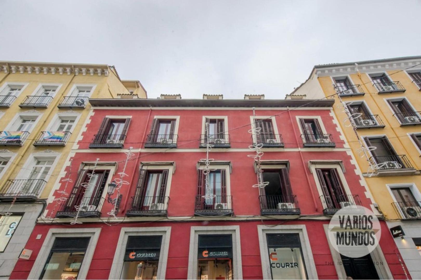 Fashion Design Loft En Calle Carretas-sol 4pax Apartamento *