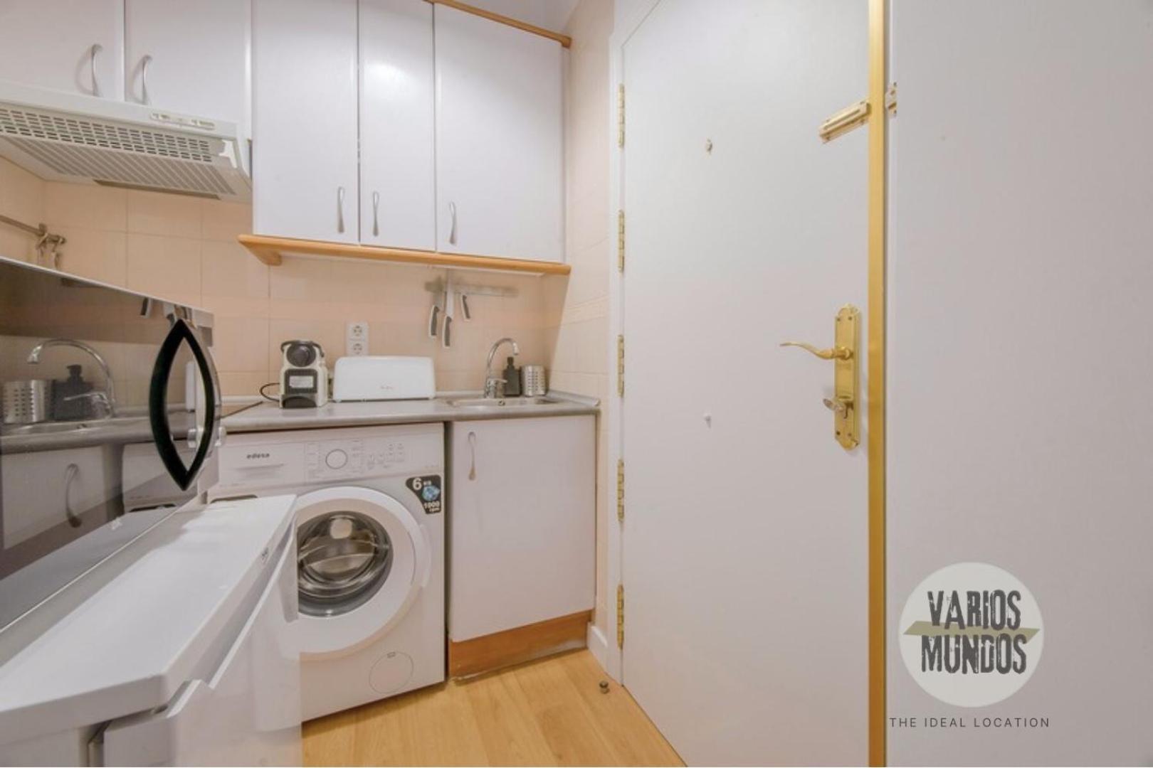 Fashion Design Loft En Calle Carretas-sol 4pax
