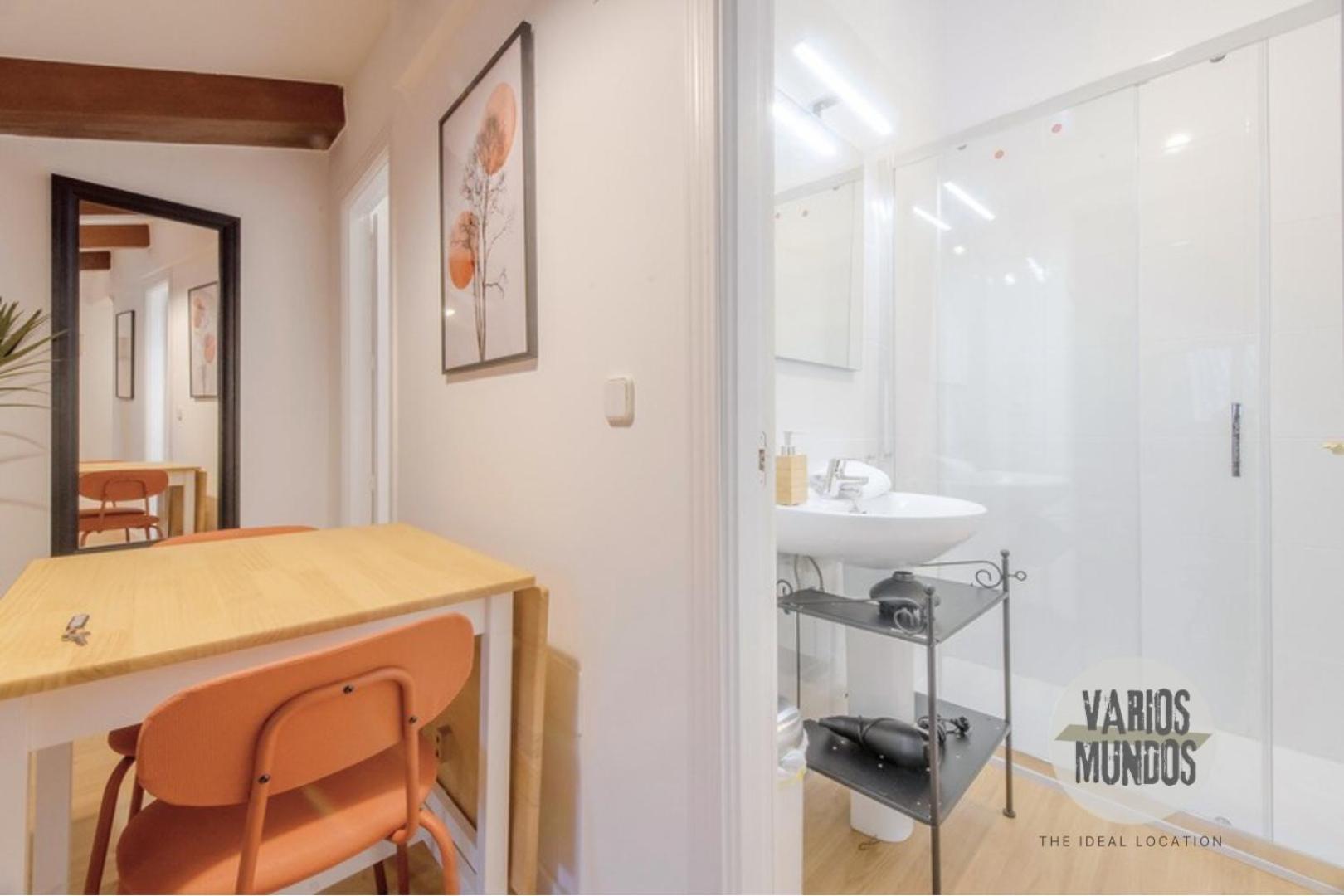 Fashion Design Loft En Calle Carretas-sol 4pax Apartamento *