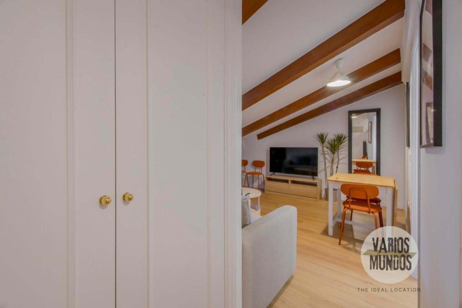 Fashion Design Loft En Calle Carretas-sol 4pax Madrid